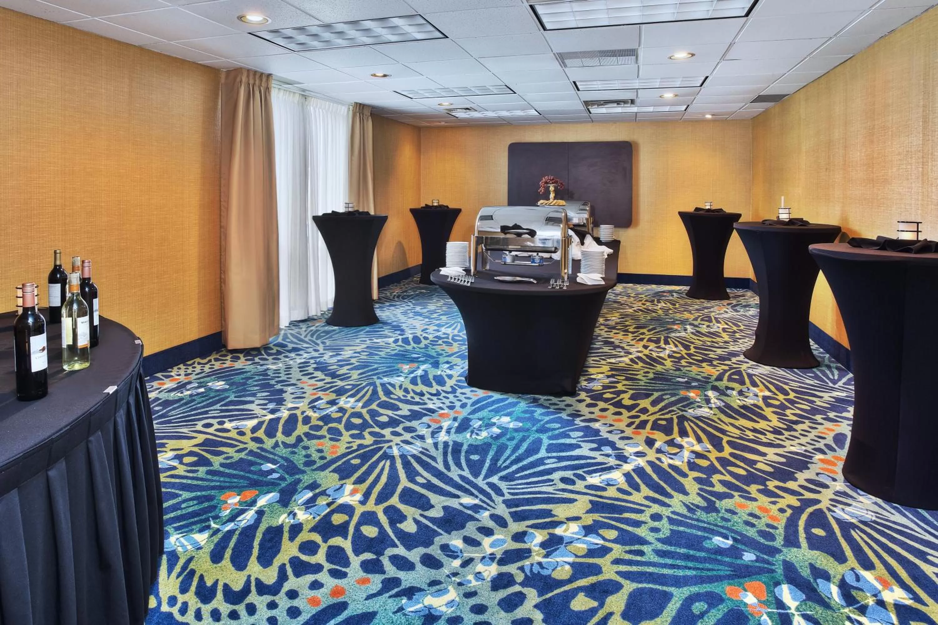 Meeting/conference room in Holiday Inn Akron-West by IHG
