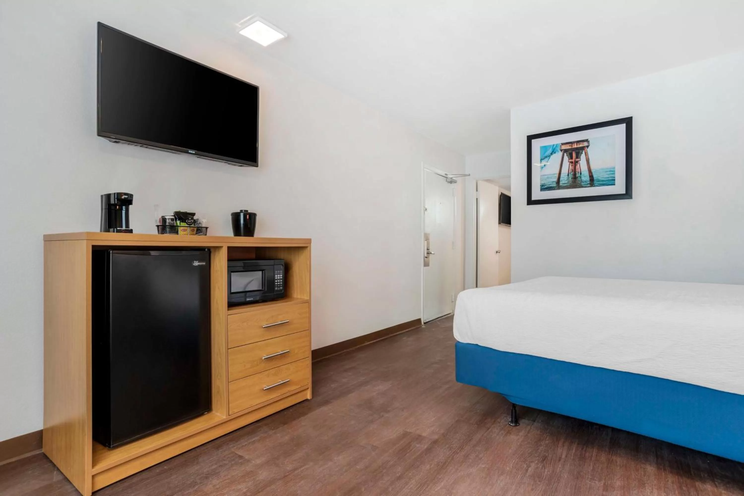 Bedroom, Bed in Chateau Beachfront Hotel, a By the Sea Resort