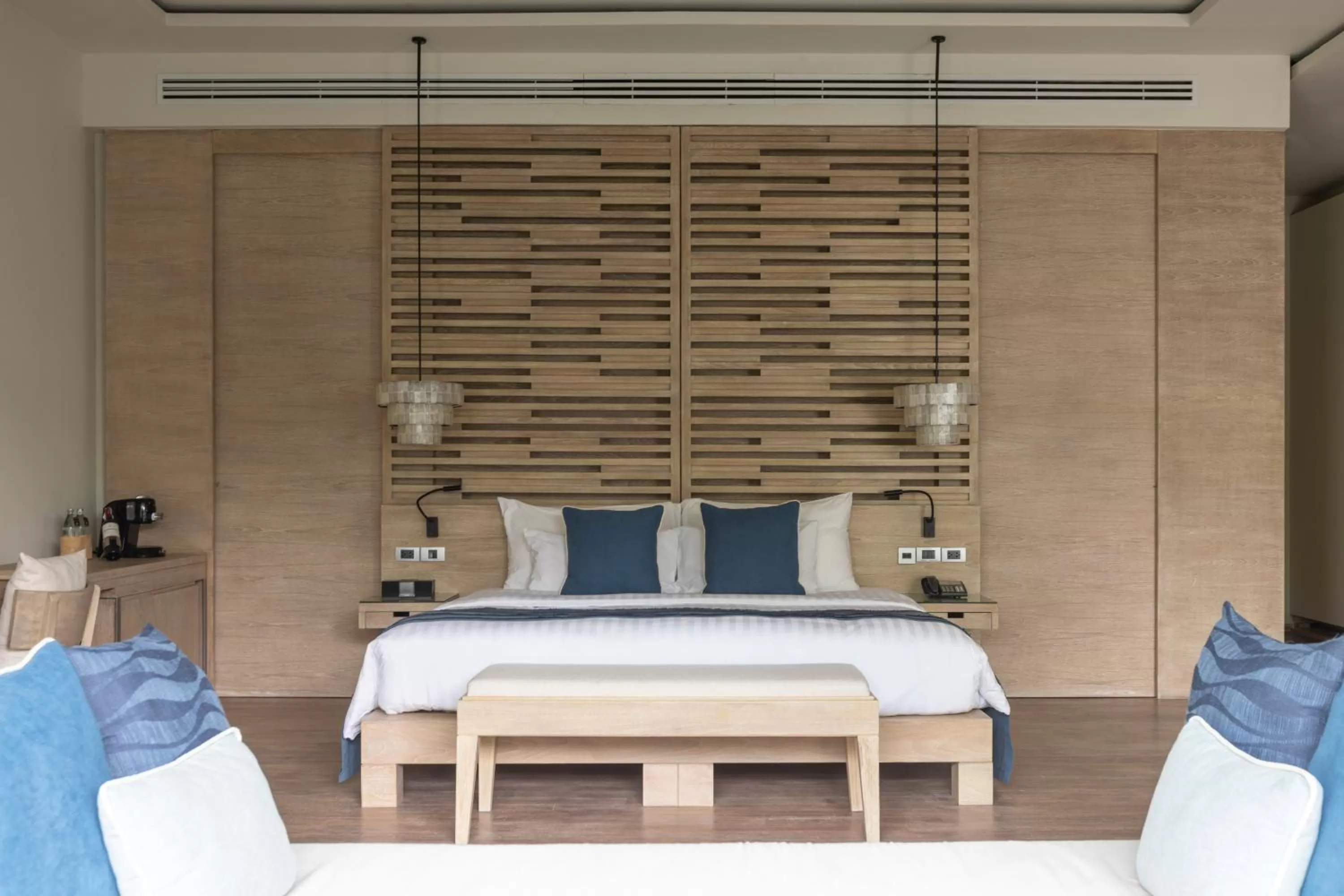 Bed in Cape Nidhra Hotel