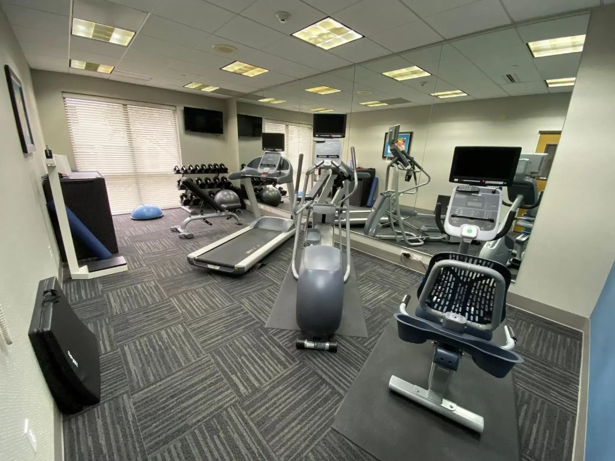 Fitness centre/facilities, Fitness Center/Facilities in Holiday Inn Express Hotel & Suites Austin Airport, an IHG Hotel