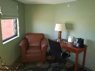 Queen Room with Mobility Access and Roll-In Shower, Non-Smoking in Marble Waters Hotel & Suites, Trademark by Wyndham