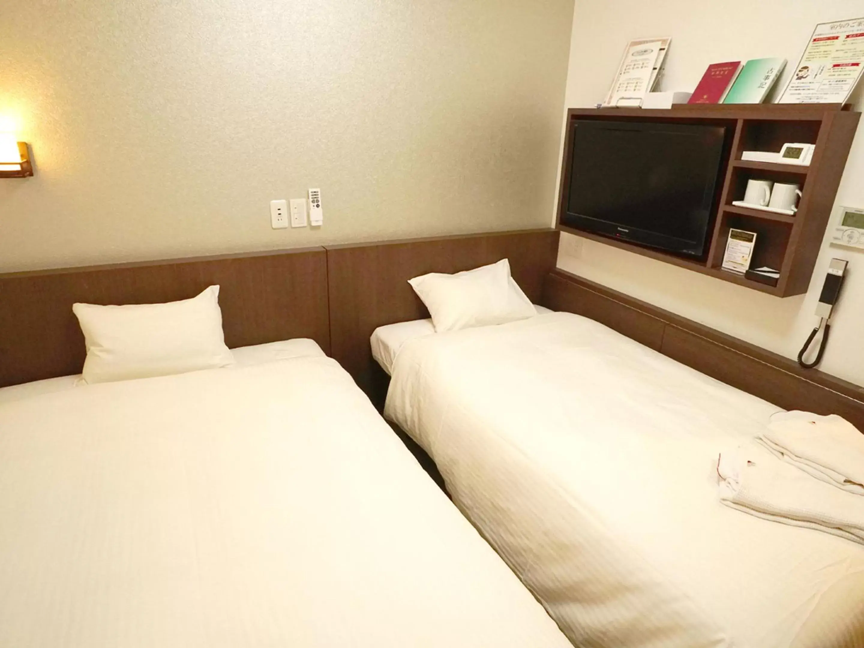 Bed in Hotel Wing International Himeji