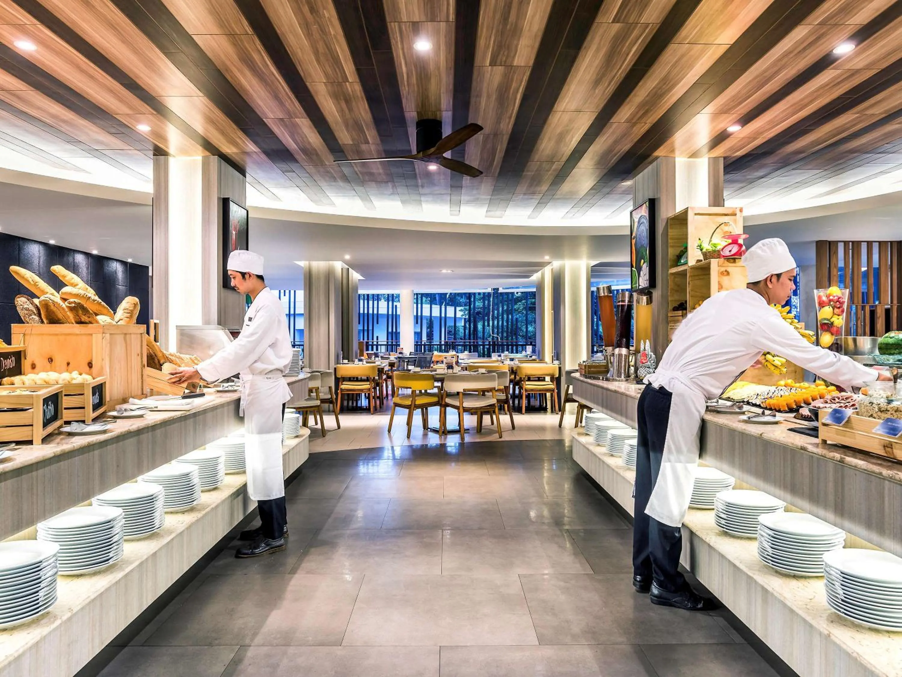 Restaurant/Places to Eat in Destination Resorts Phuket Karon Beach - SHA Extra Plus