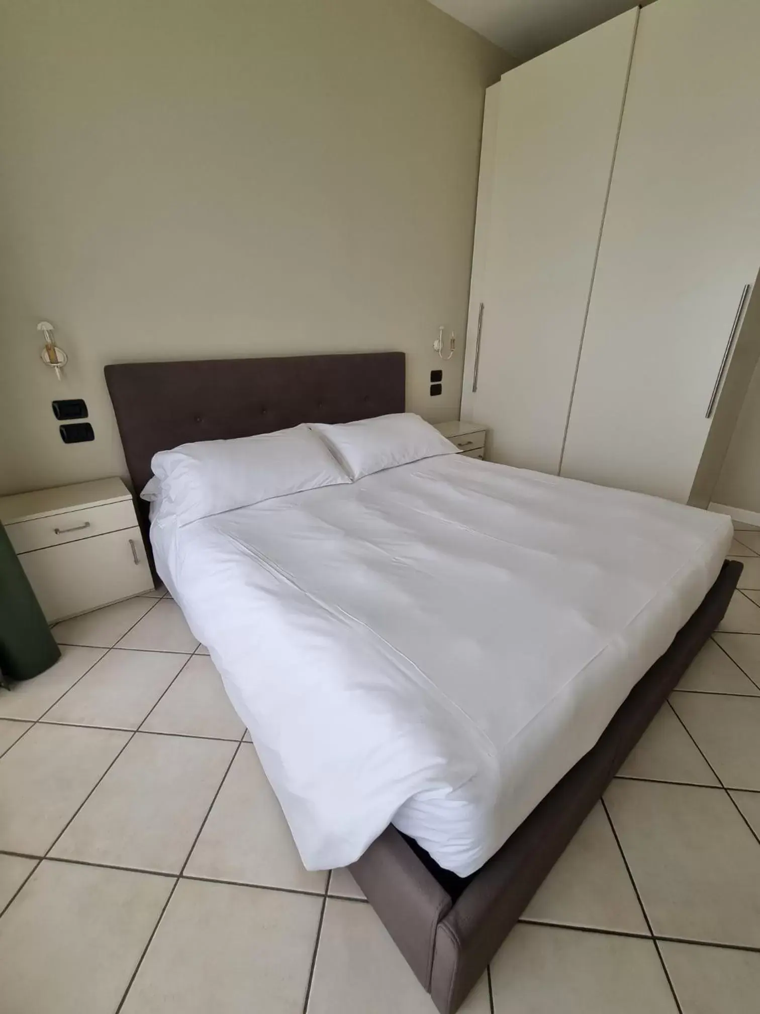 Bed in Le Terrazze sul Lago Hotel & Residence