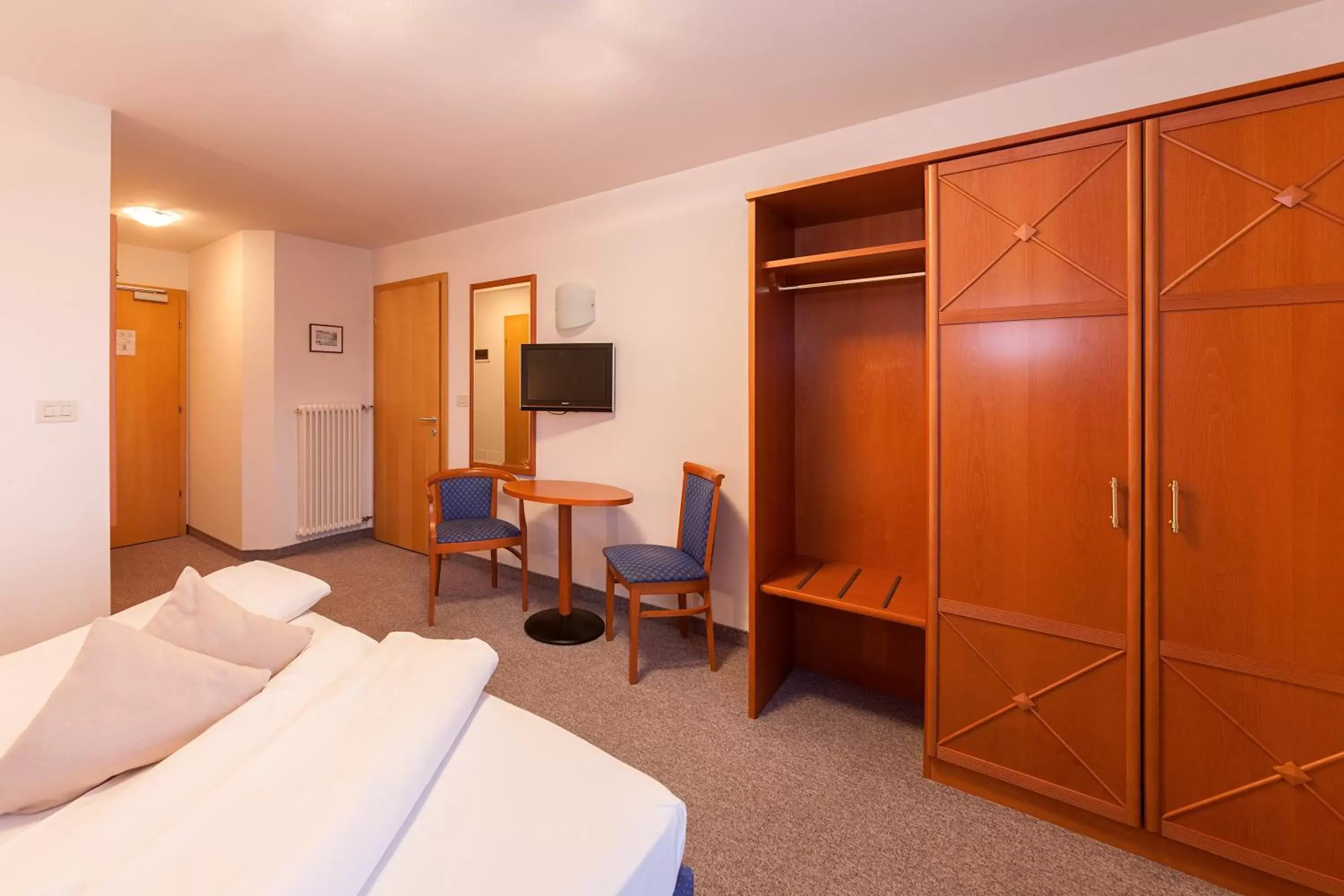 Seating area, TV/Entertainment Center in Hotel Tannerhof