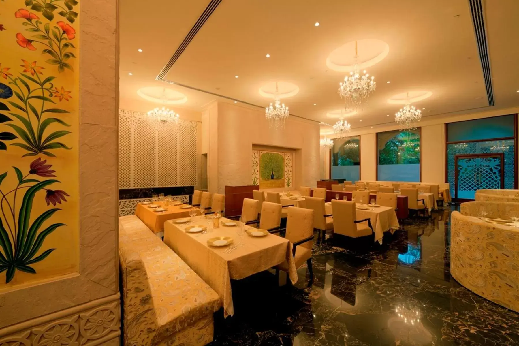 Restaurant/places to eat in Taj Krishna