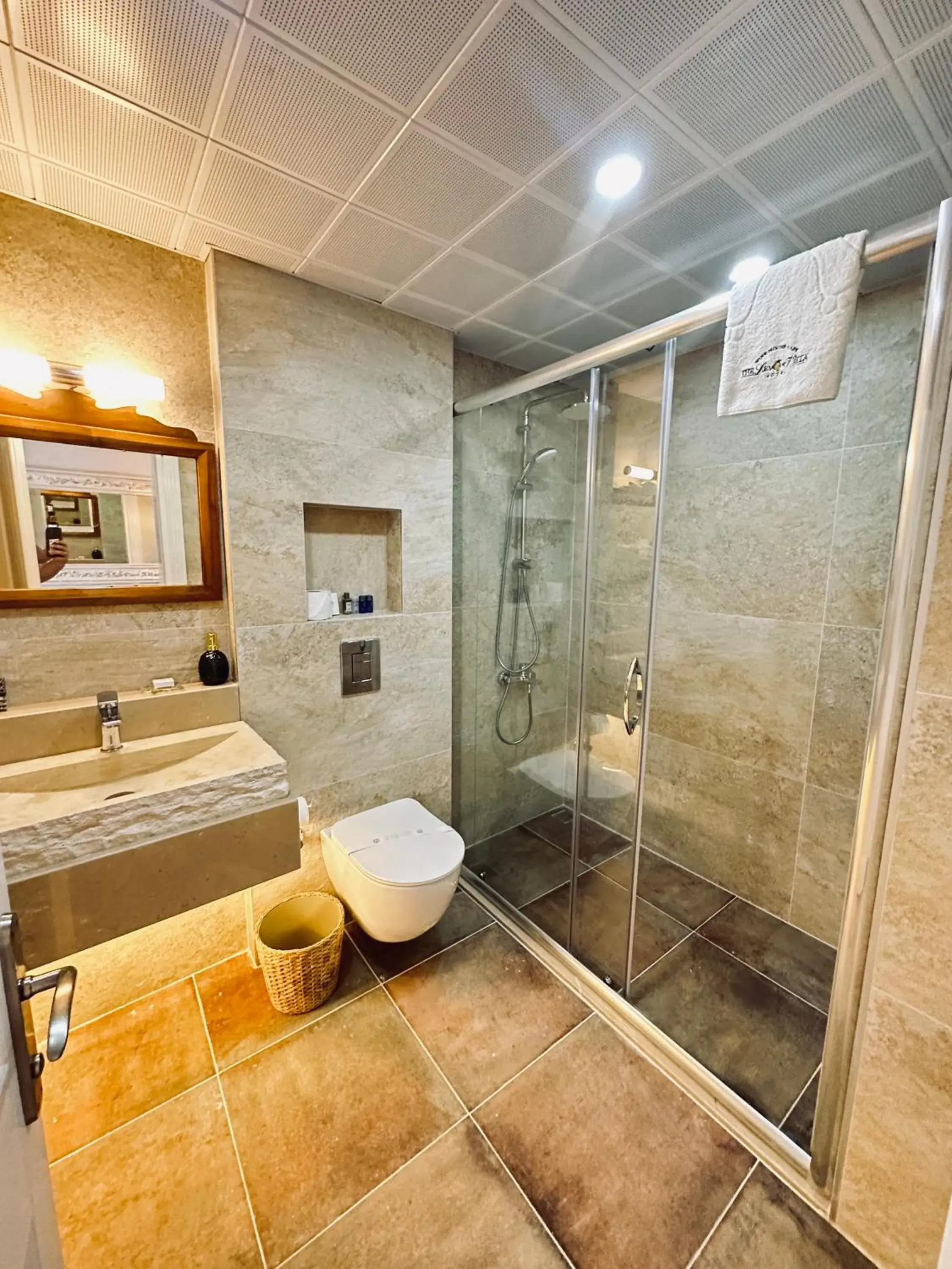 Shower, Bathroom in Lemon Villa Hotel - Adult Only