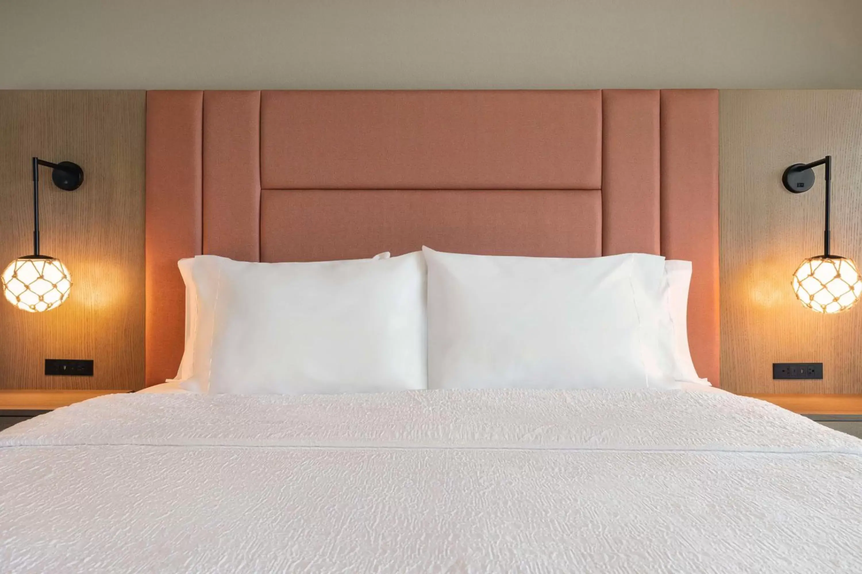 Bed in Hampton Inn Virginia Beach-Oceanfront South Bed in Hampton Inn Virginia Beach-Oceanfront South