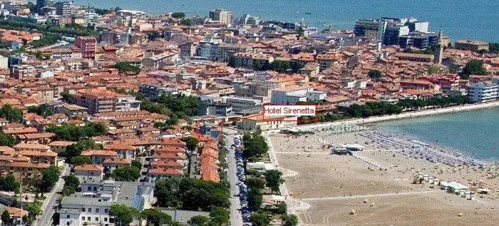 Bird's eye view, Bird's-eye View in Hotel Sirenetta