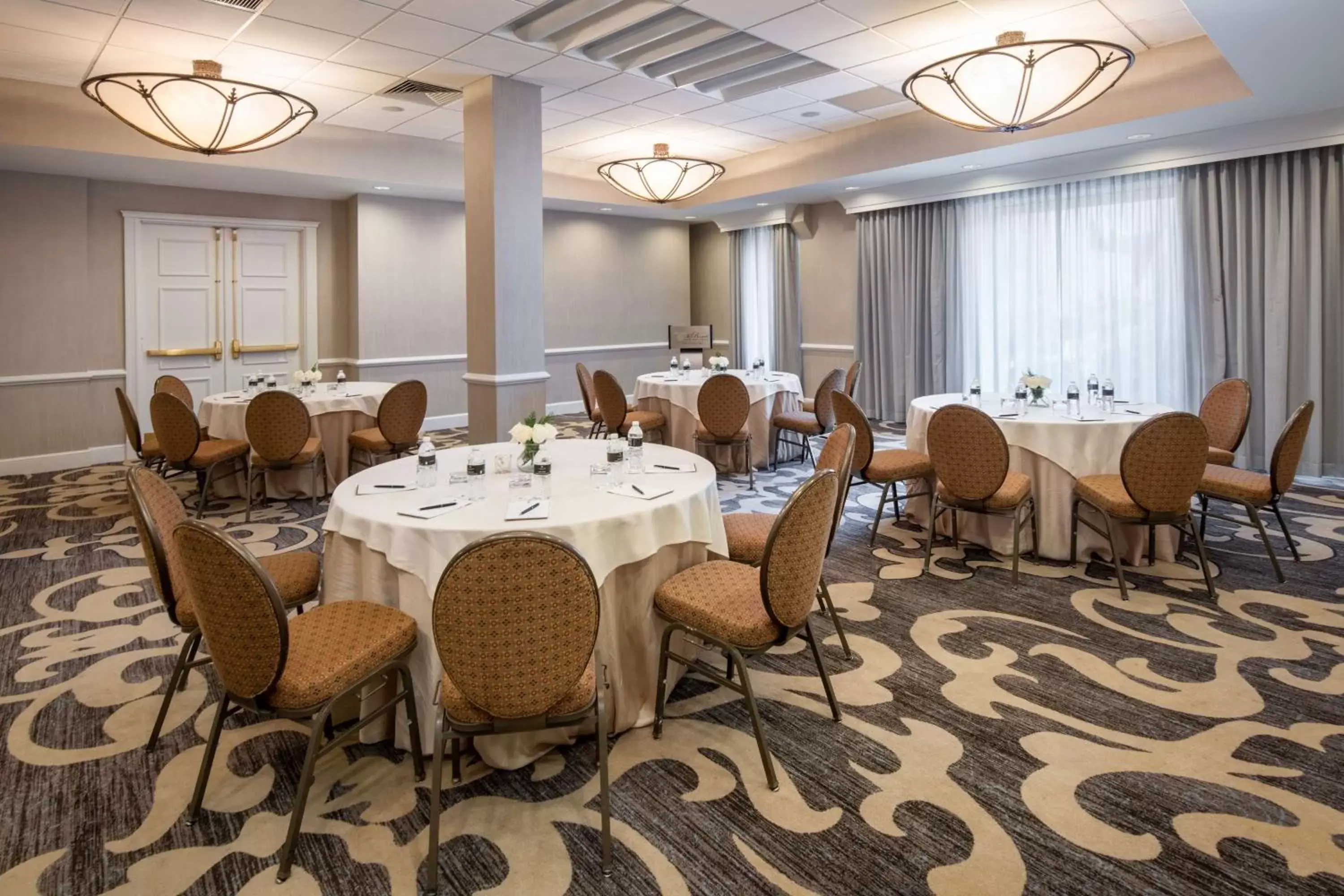 Meeting/conference room in The Roosevelt Hotel New Orleans - Waldorf Astoria Hotels & Resorts