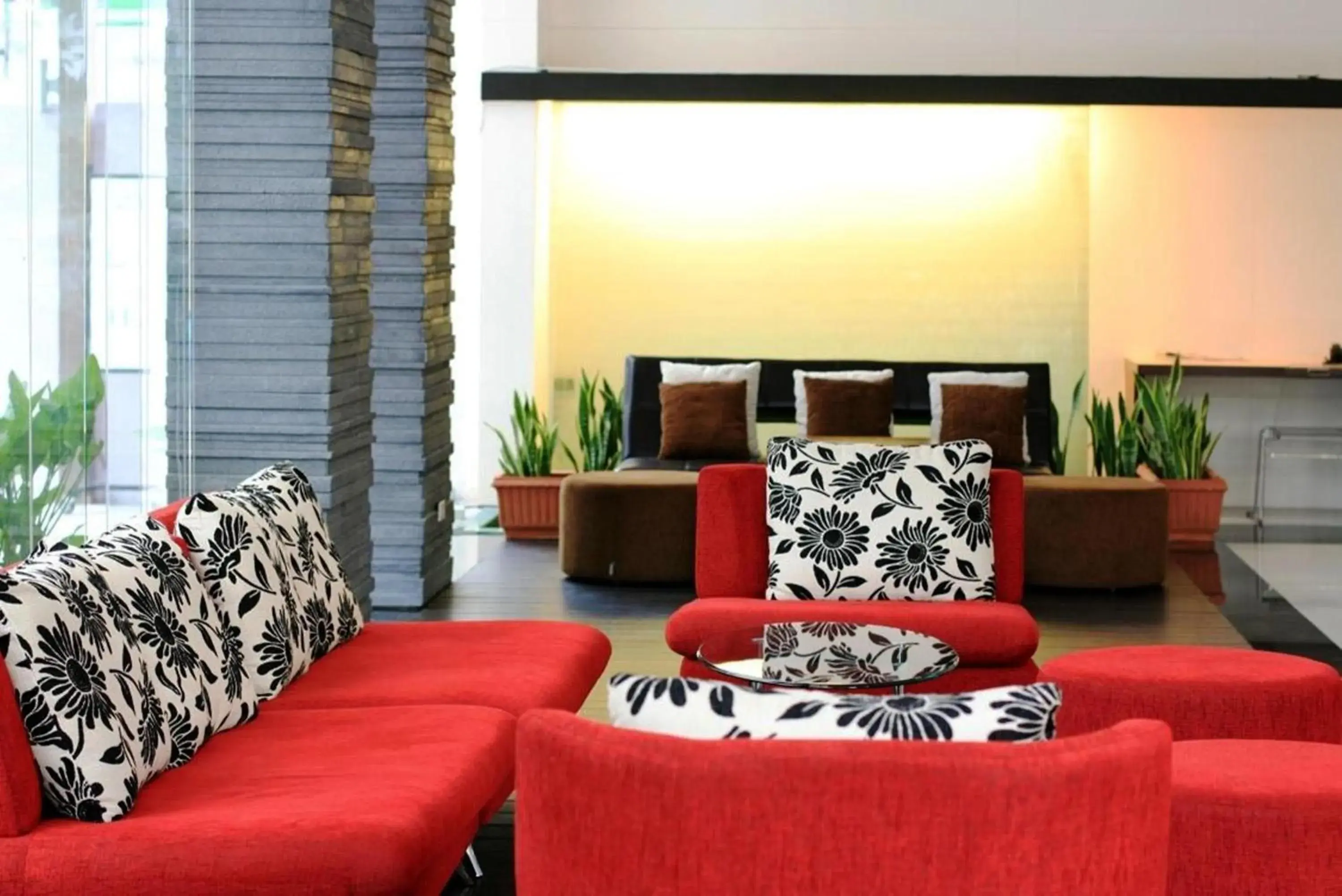 Lobby or reception in Mayflower Grande Chiang Mai Lobby or reception in Mayflower Grande Chiang Mai