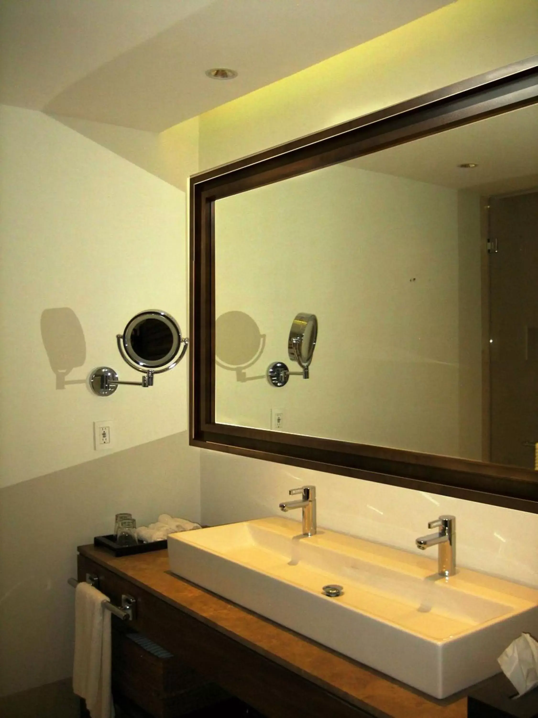 Toilet, Bathroom in Square Small Luxury Hotel - Providencia