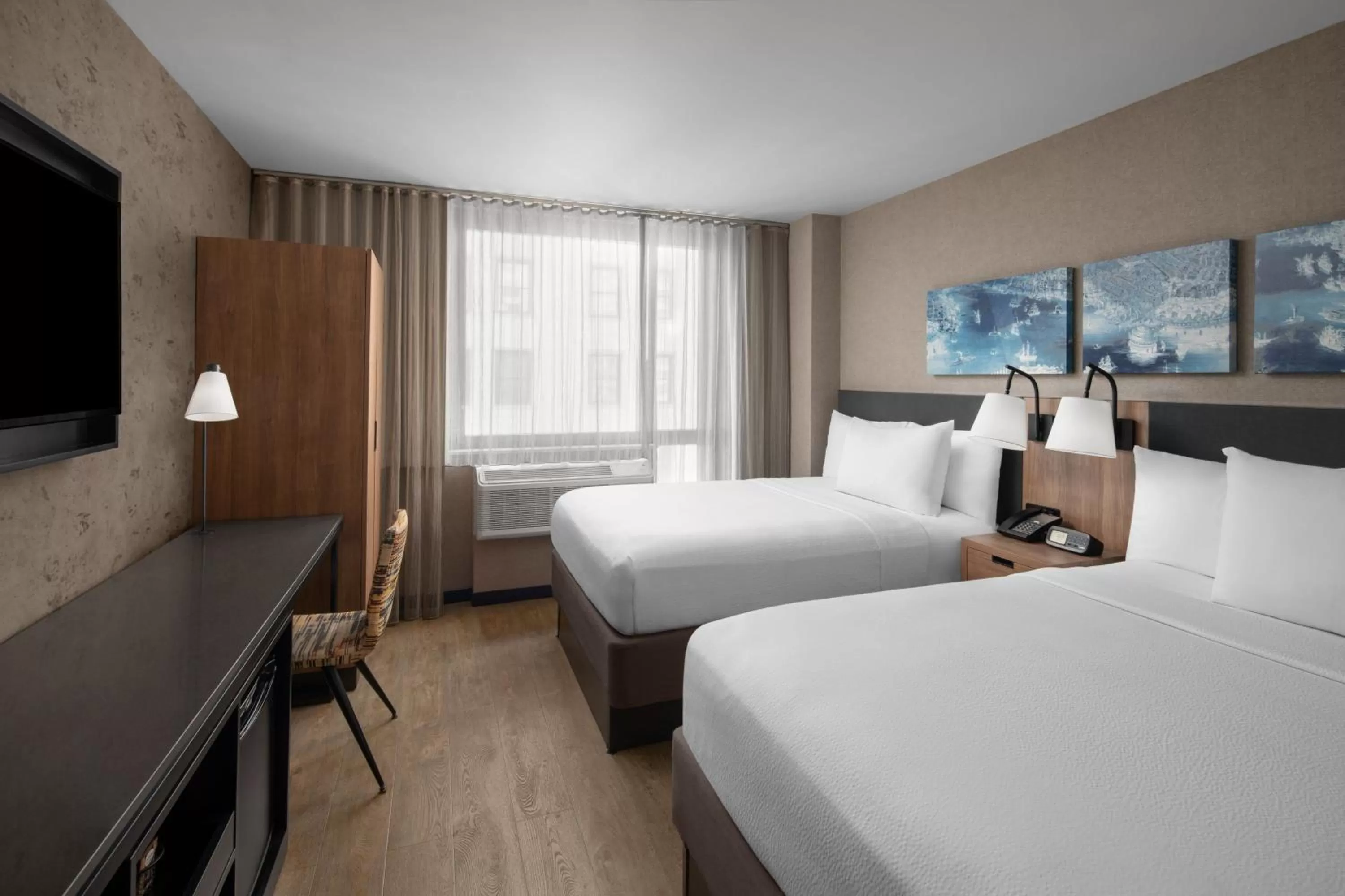 Photo of the whole room, Bed in Courtyard by Marriott New York World Trade Center Area