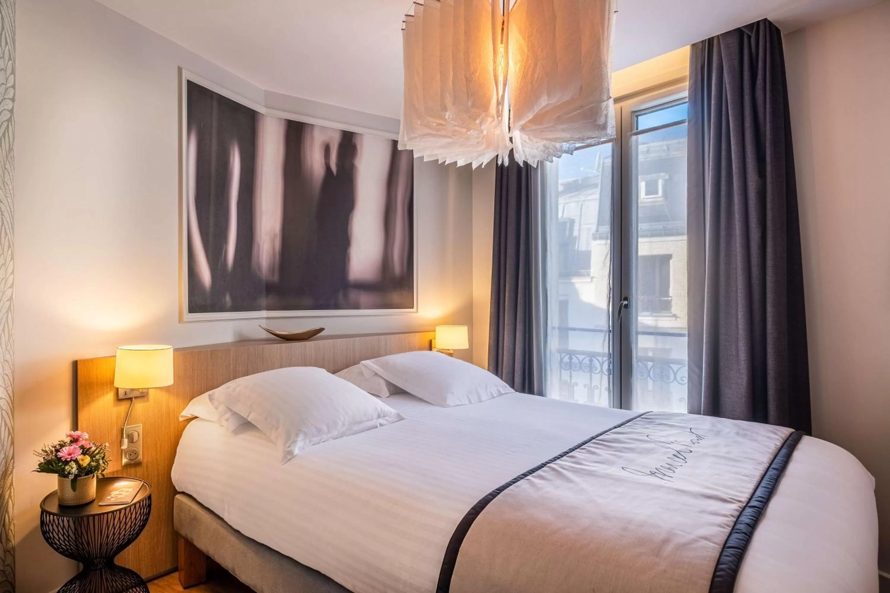 Photo of the whole room, Bed in Hotel Litteraire Le Swann, BW Premier Collection