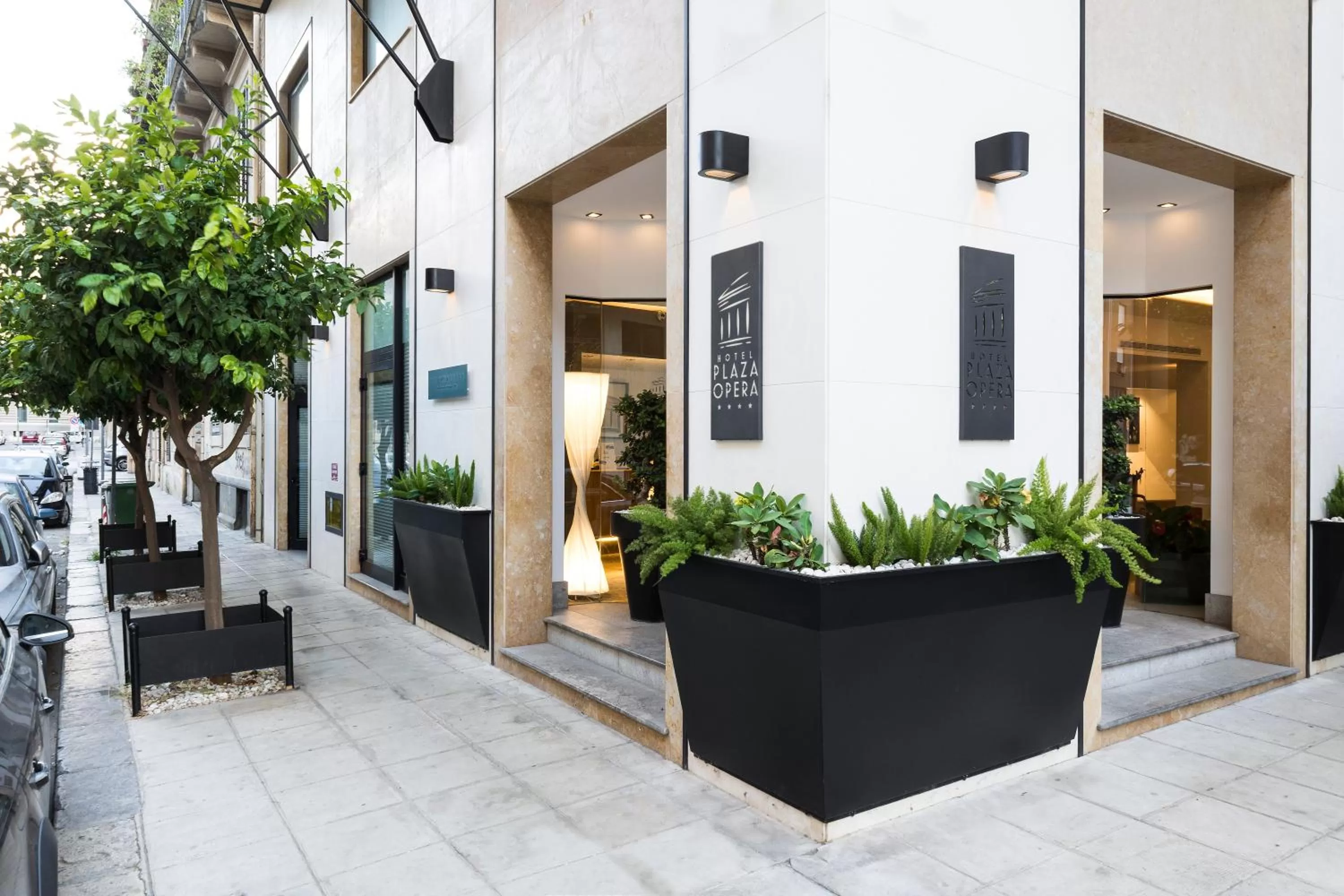 Facade/entrance in Hotel Plaza Opéra
