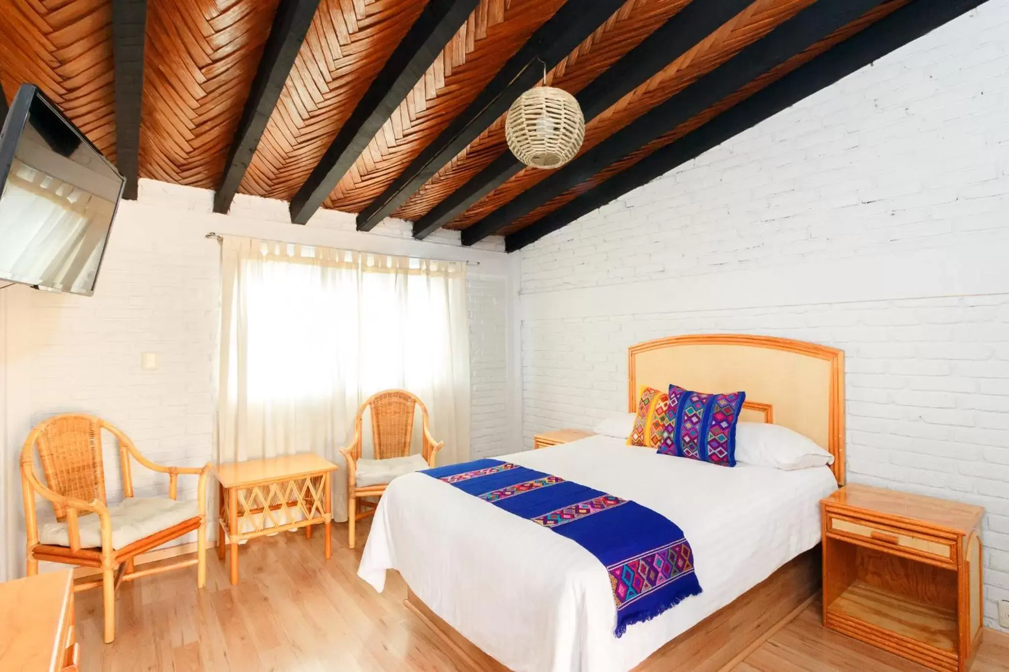 Photo of the whole room, Bed in Hotel Hacienda Montesinos