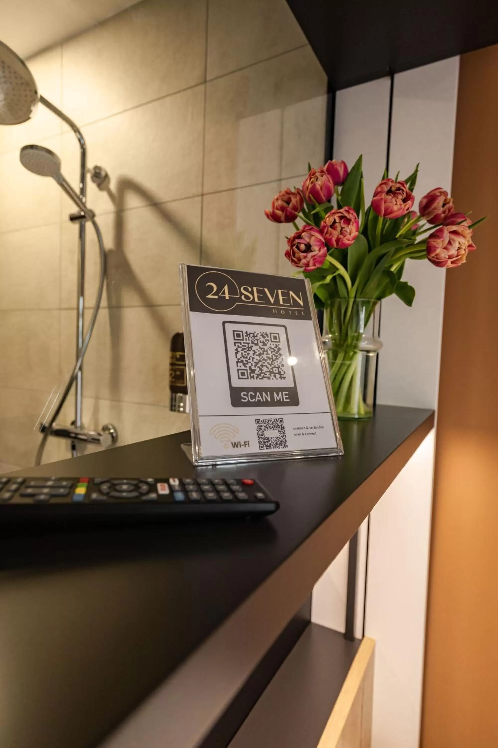 TV and multimedia in 24Seven Hotel Schwabach