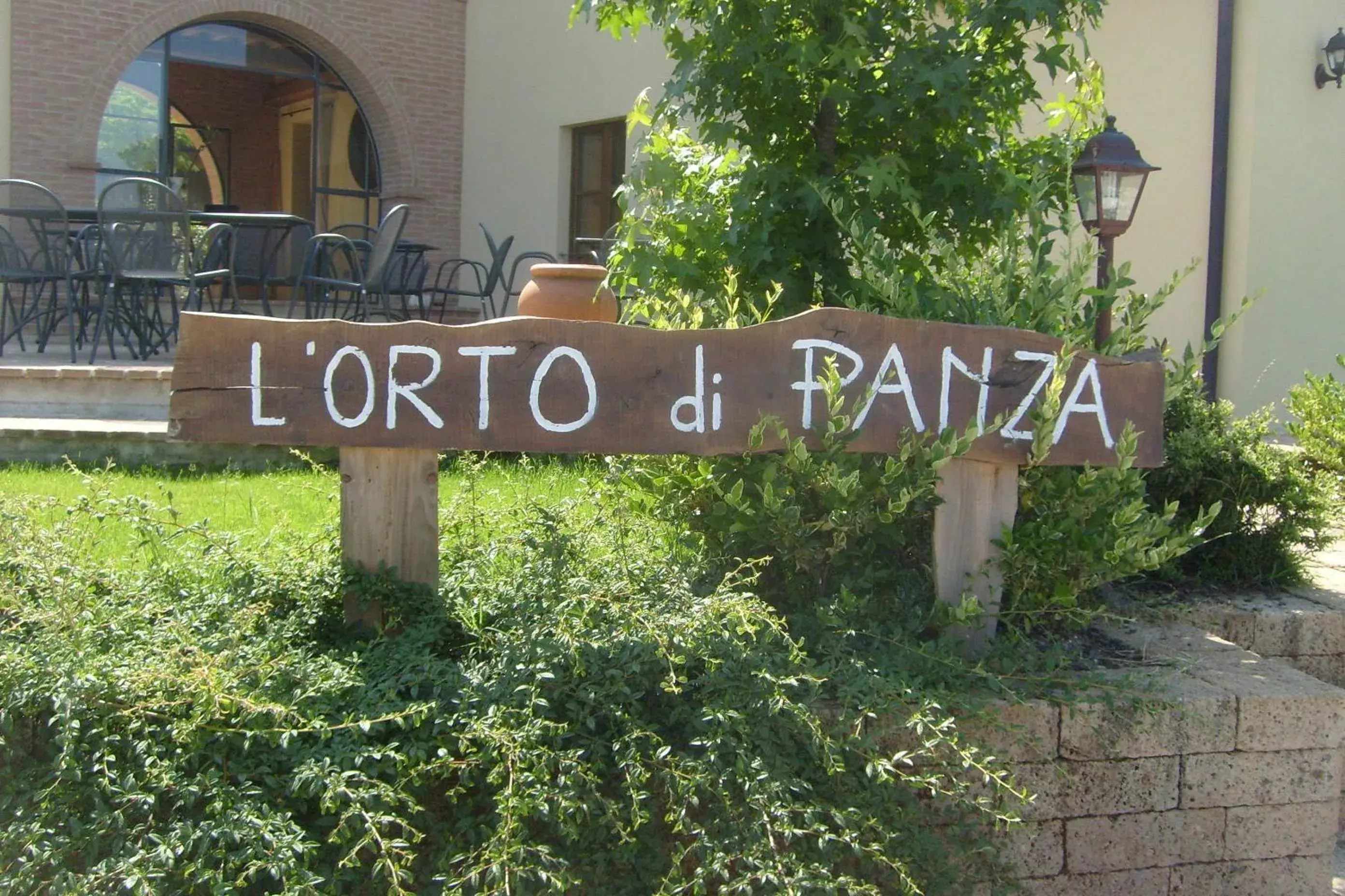 Facade/entrance, Property Logo/Sign in L'Orto Di Panza