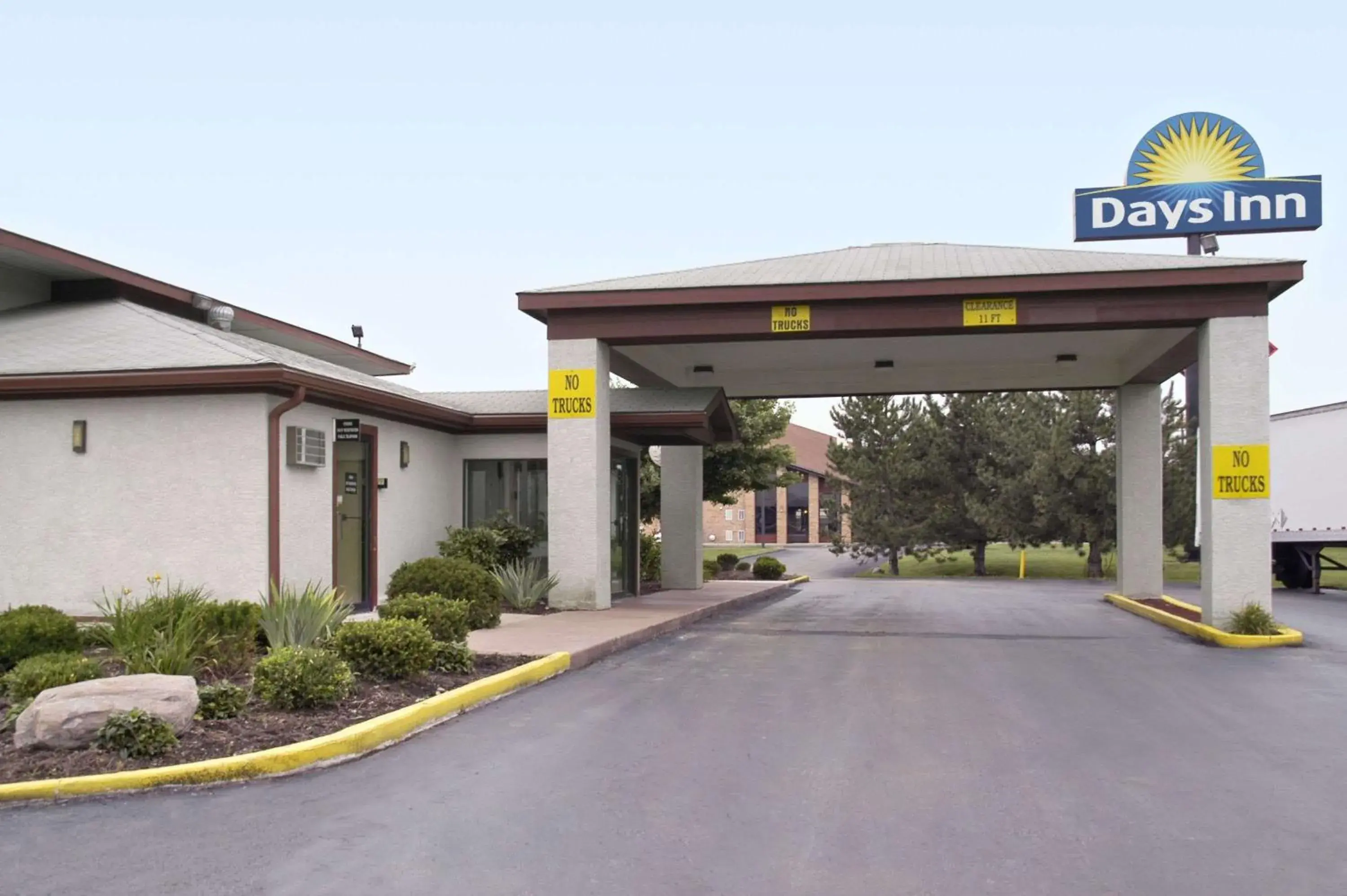 Property building in Days Inn by Wyndham Plainfield