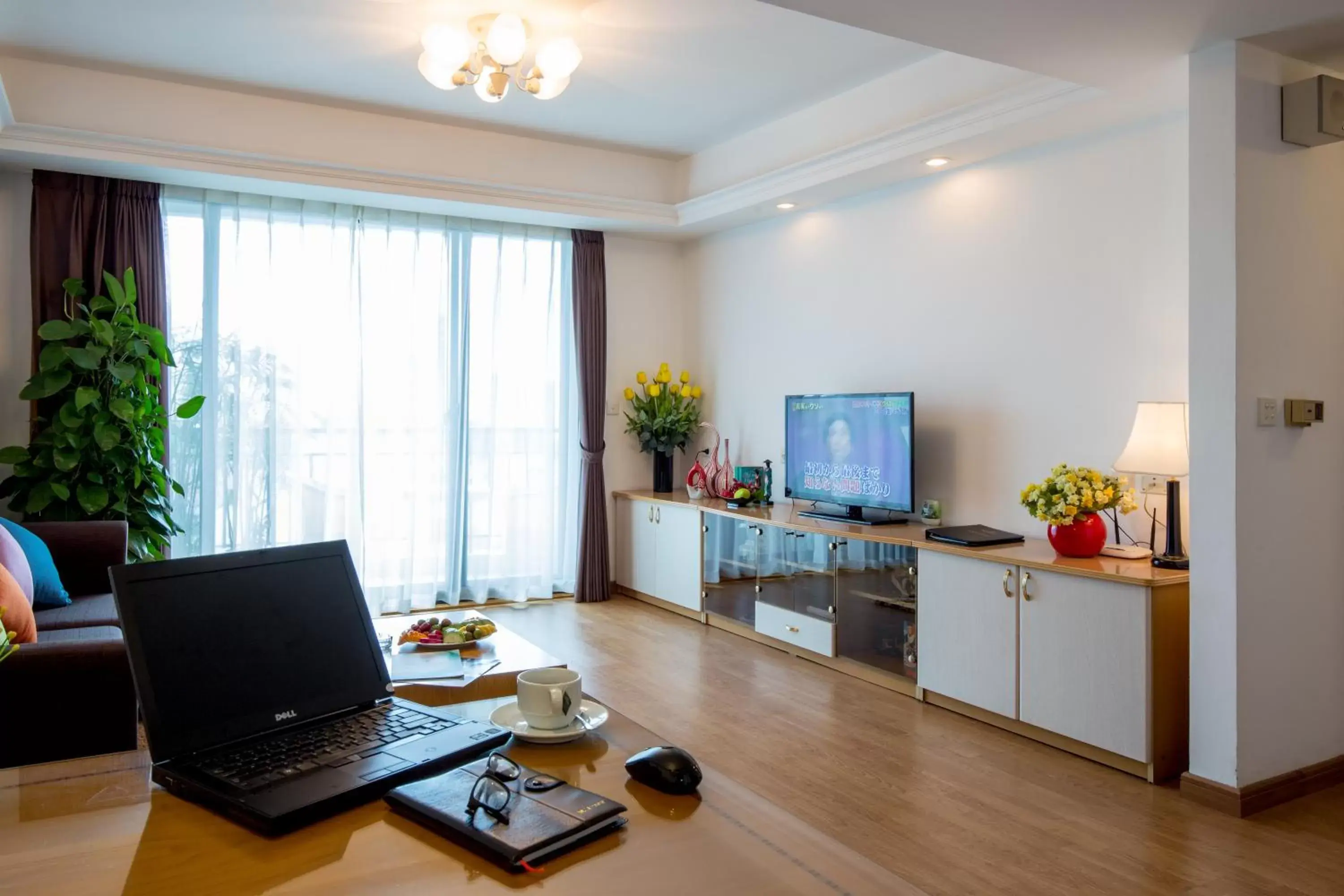 Living room, TV/Entertainment Center in Rose Garden Residences