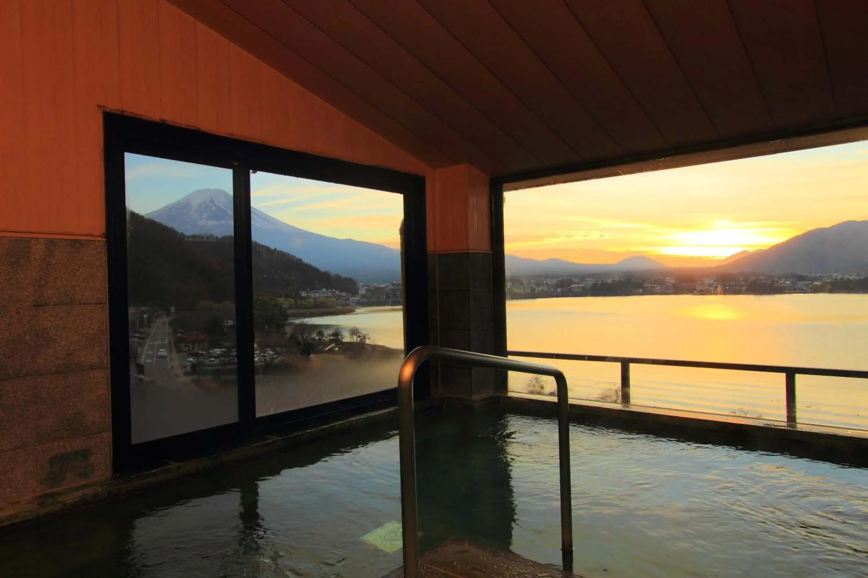 Hot Spring Bath, Sunrise/Sunset in Hotel Asafuji