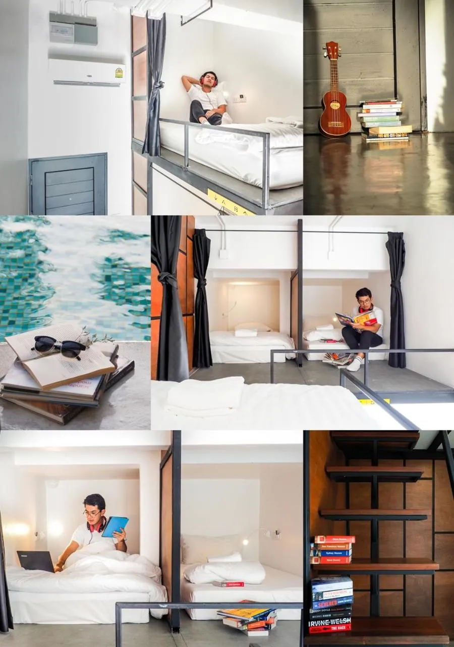 bunk bed in Book a Bed Poshtel - SHA Plus