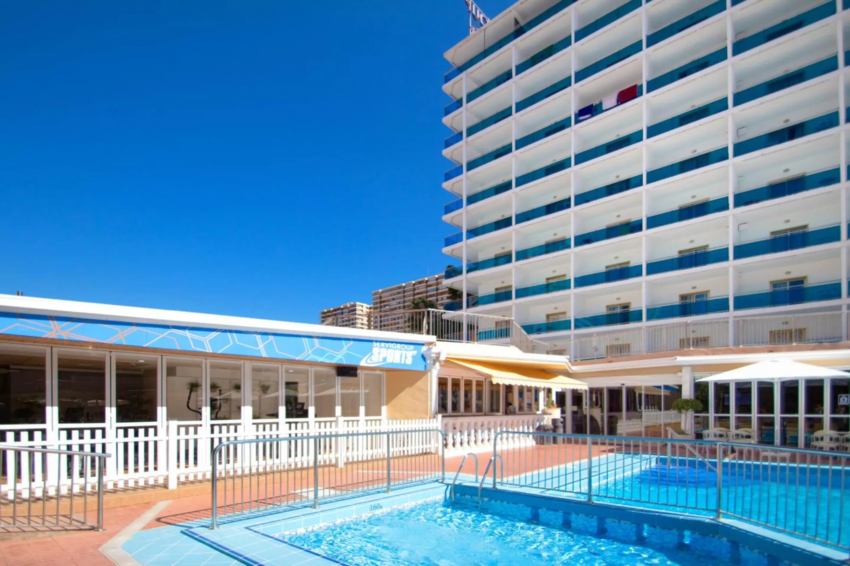 Swimming Pool in Hotel Servigroup Nereo