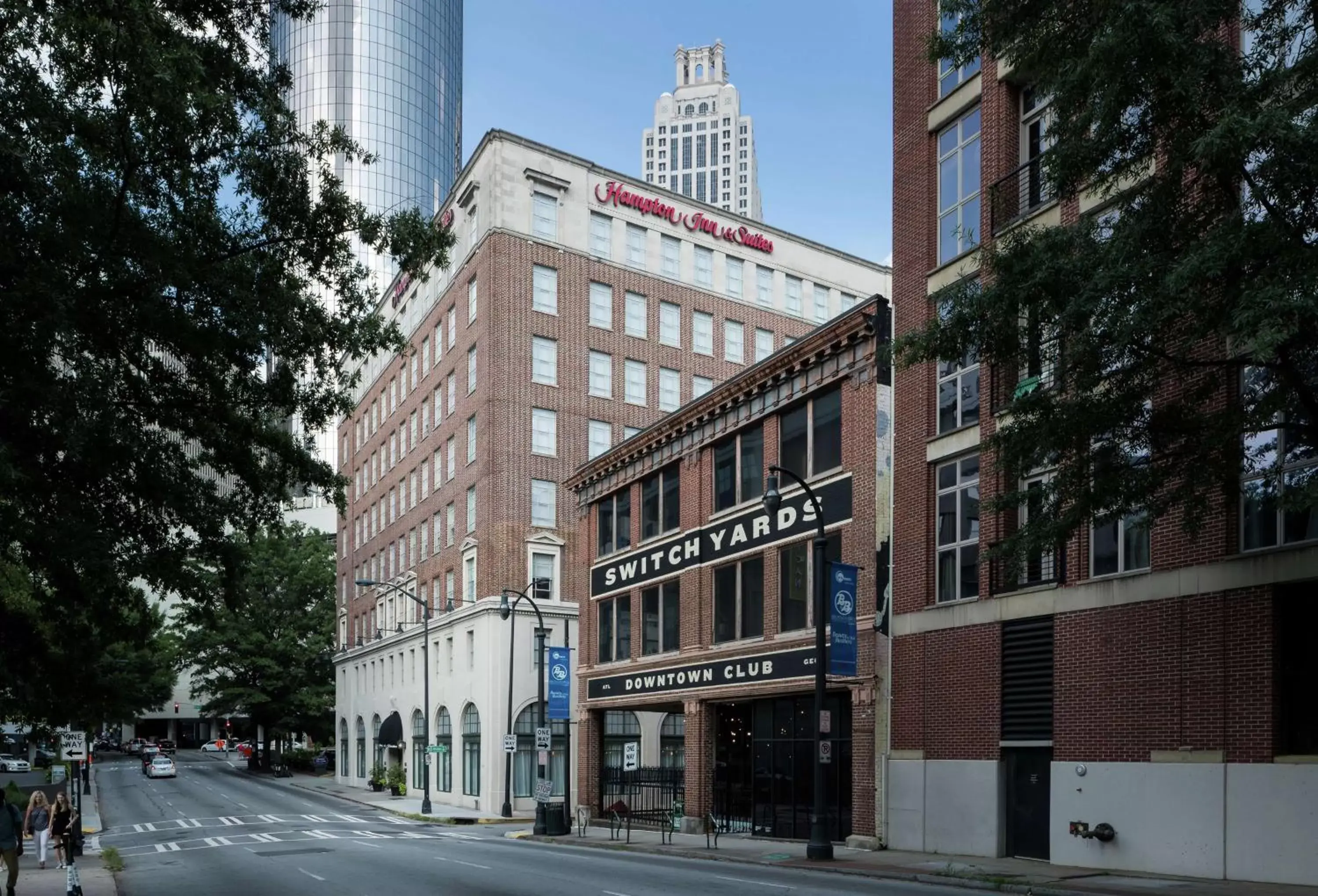 Property Building in Hampton Inn & Suites Atlanta-Downtown