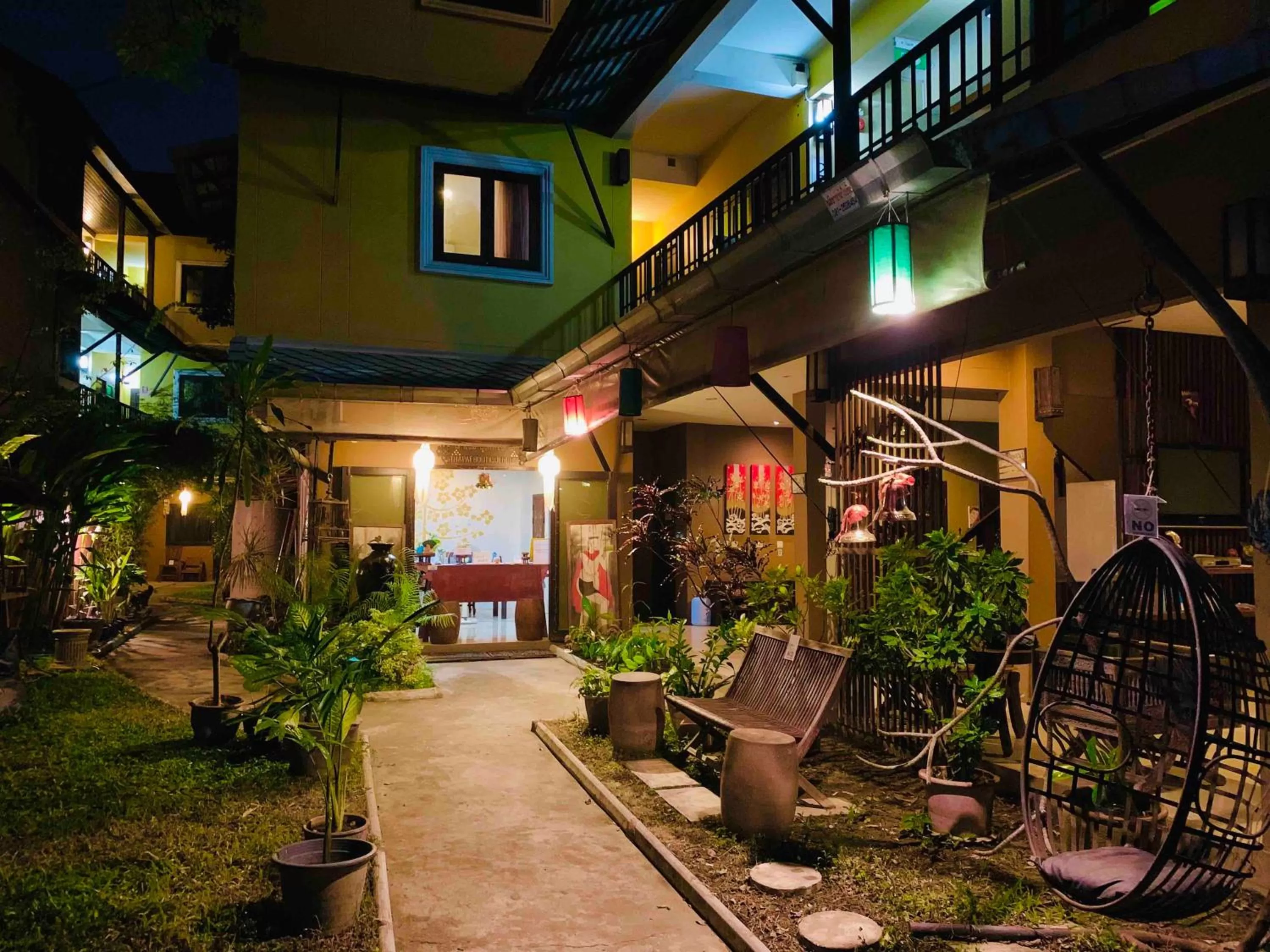 Property building in Thapae Boutique House