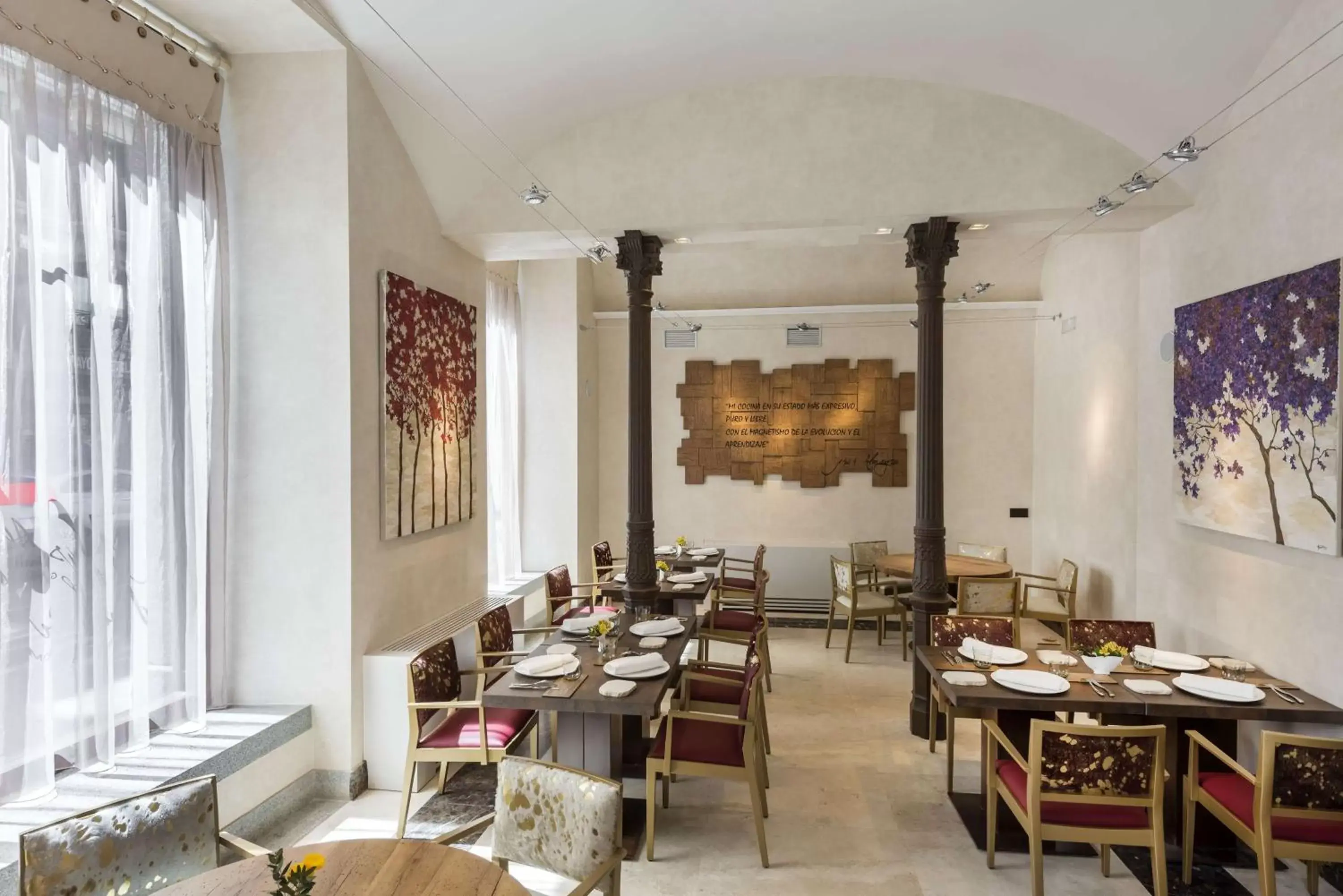 Restaurant/Places to Eat in NH Collection Madrid Palacio de Tepa