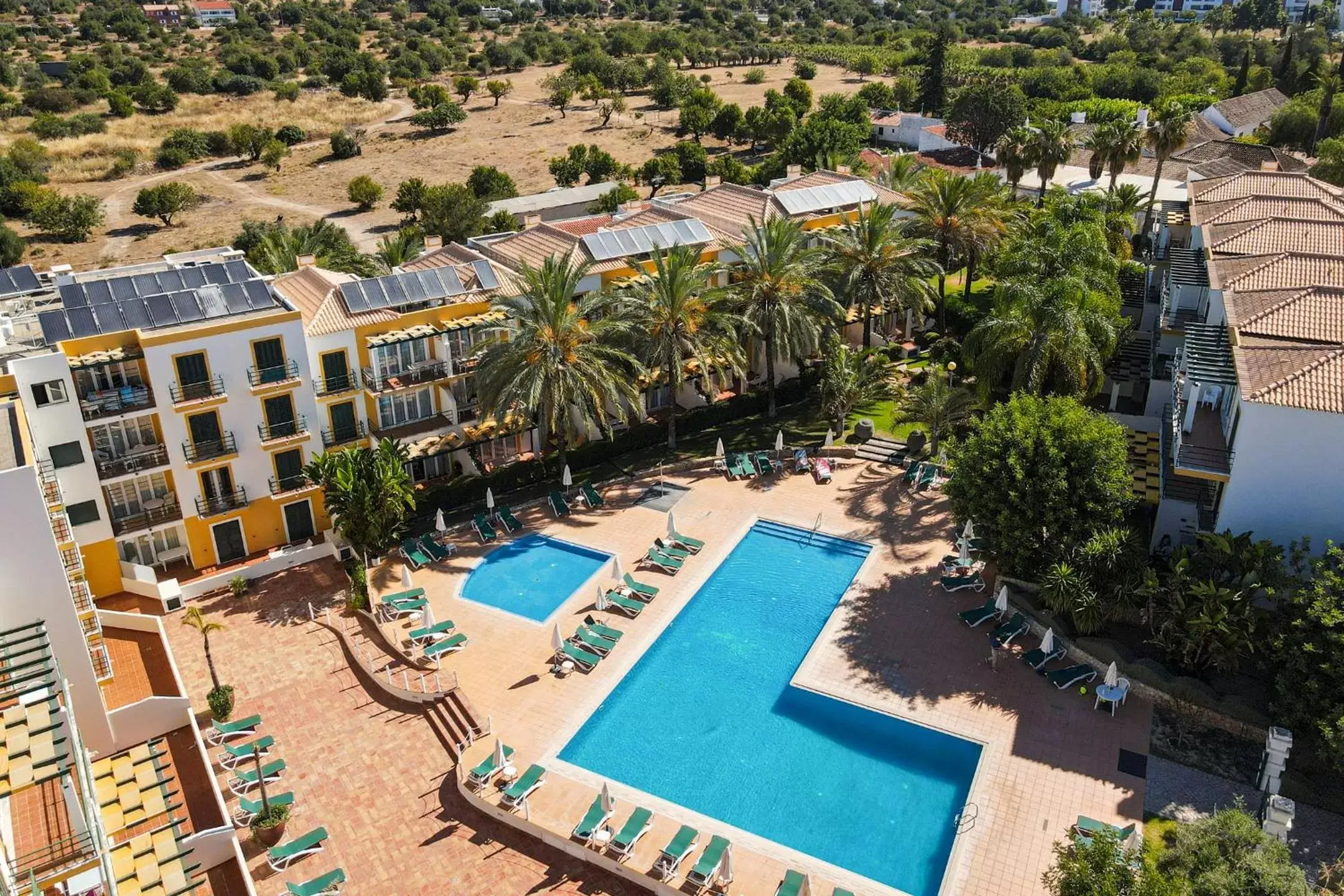 Pool View in Quinta do Morgado - Apartamentos Turisticos Monte Da Eira