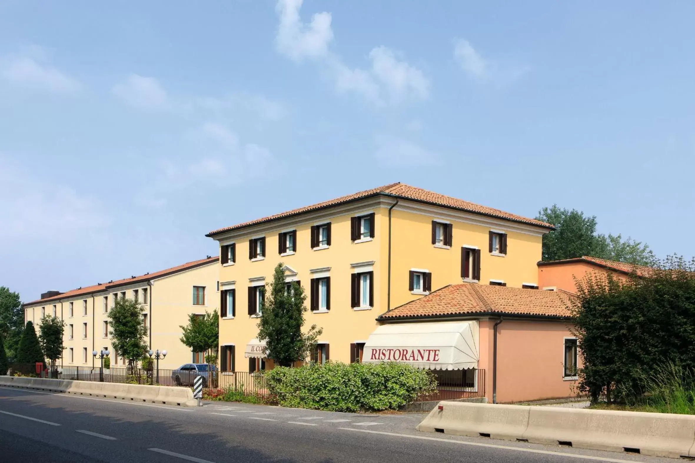 Property Building in BEST WESTERN Titian Inn Hotel Treviso