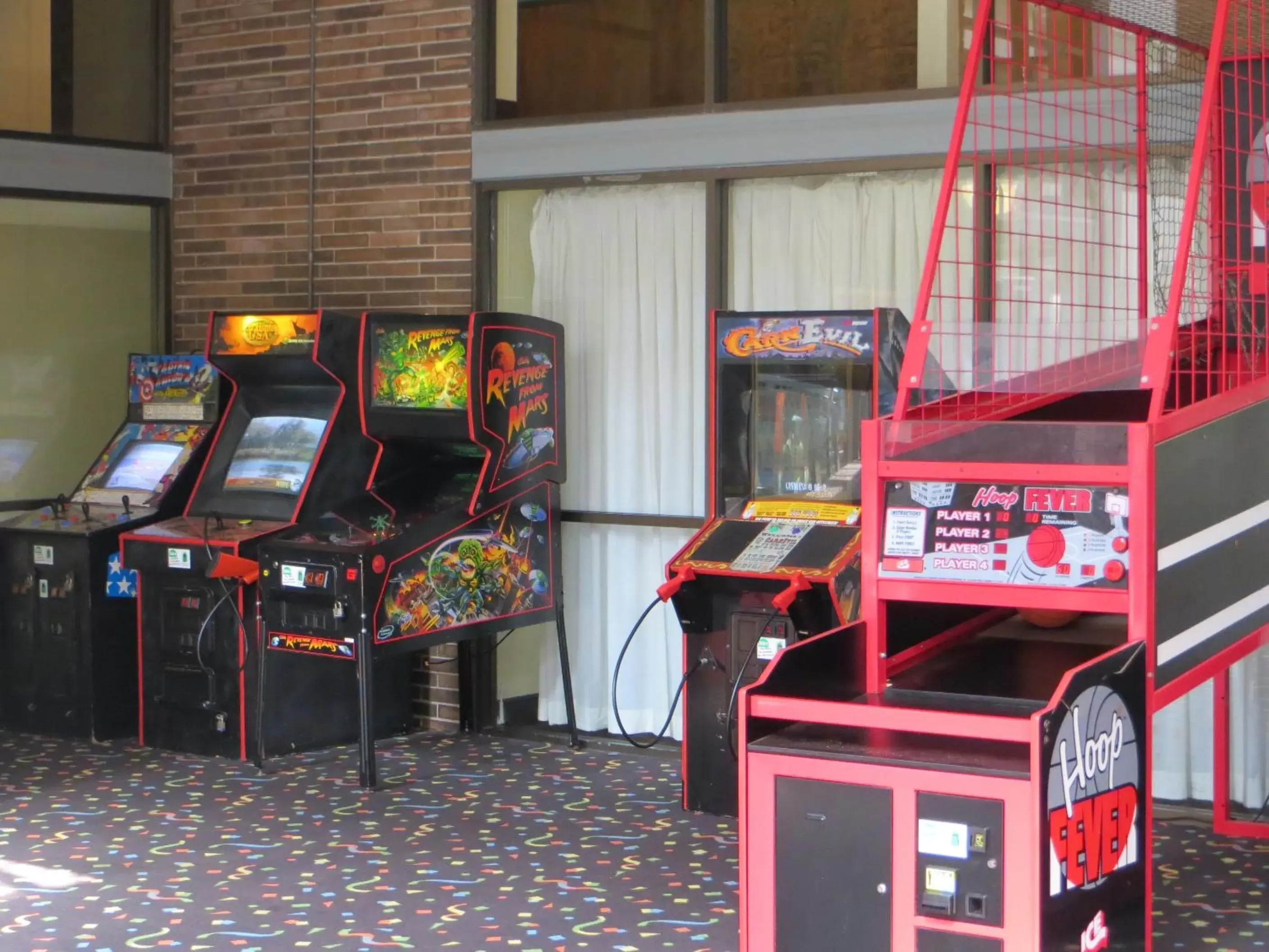 Game Room, Casino in Ramada by Wyndham Lansing Hotel & Conference Center