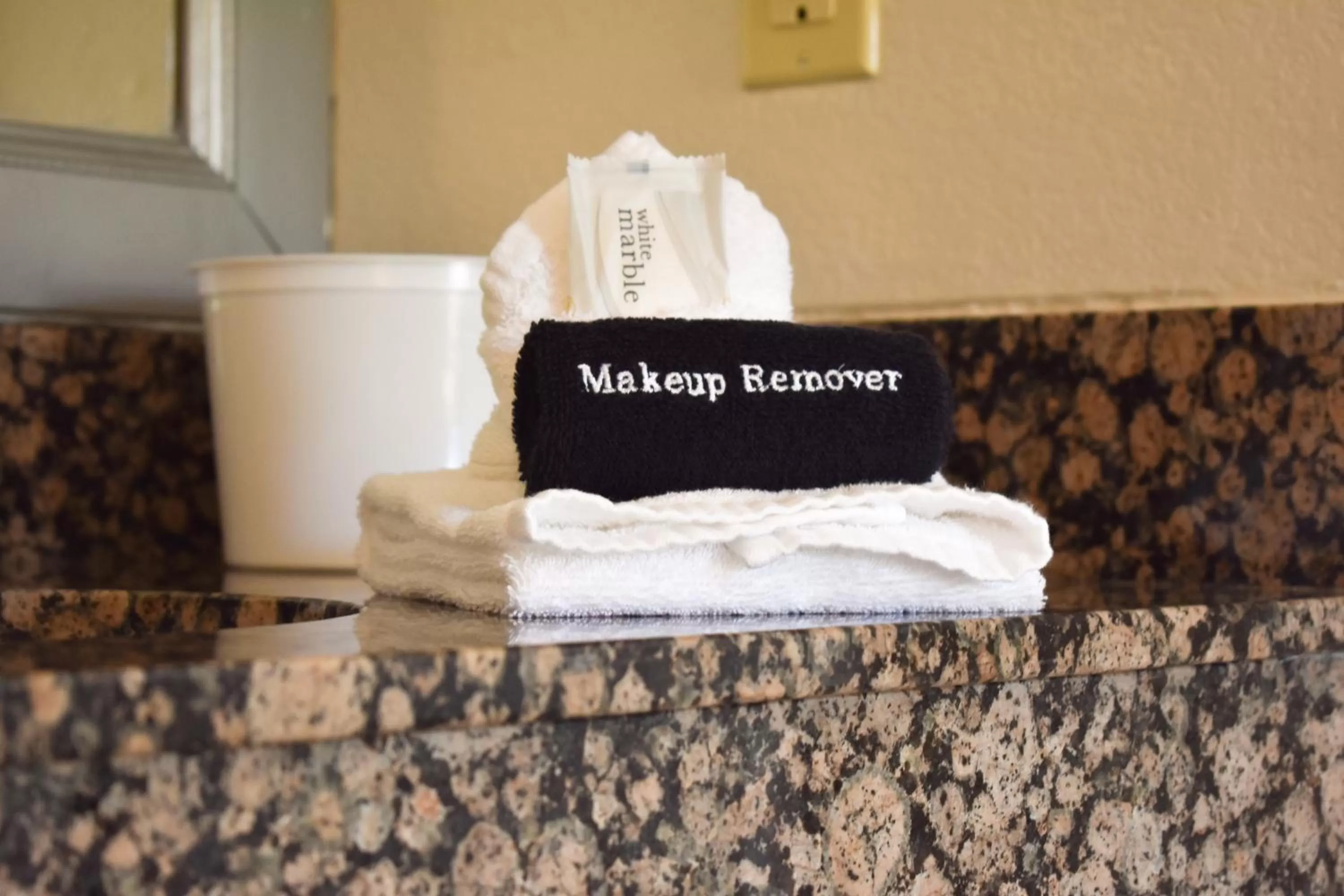 Bathroom in Cedars Resort