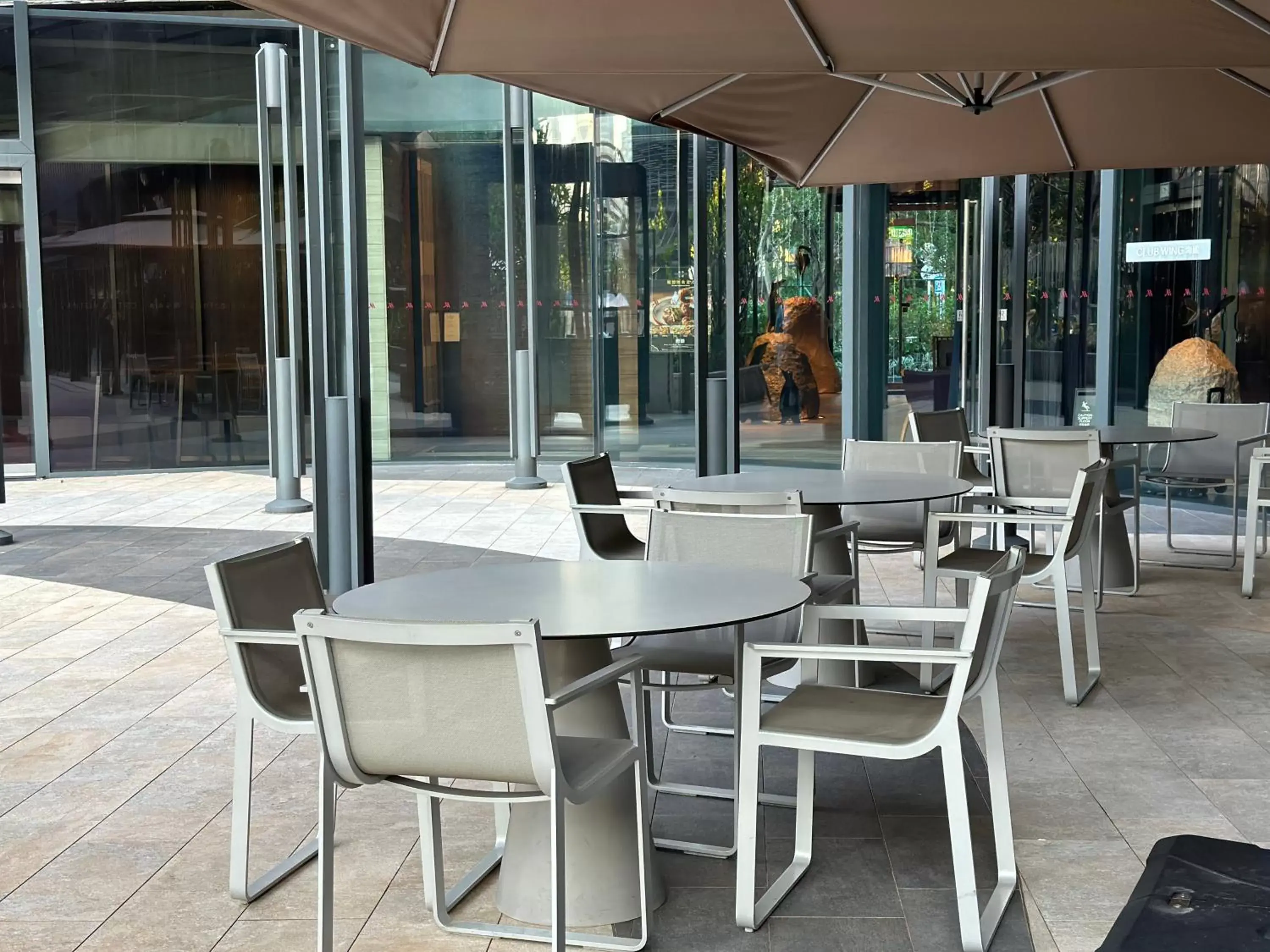 Seating area in Hong Kong Ocean Park Marriott Hotel