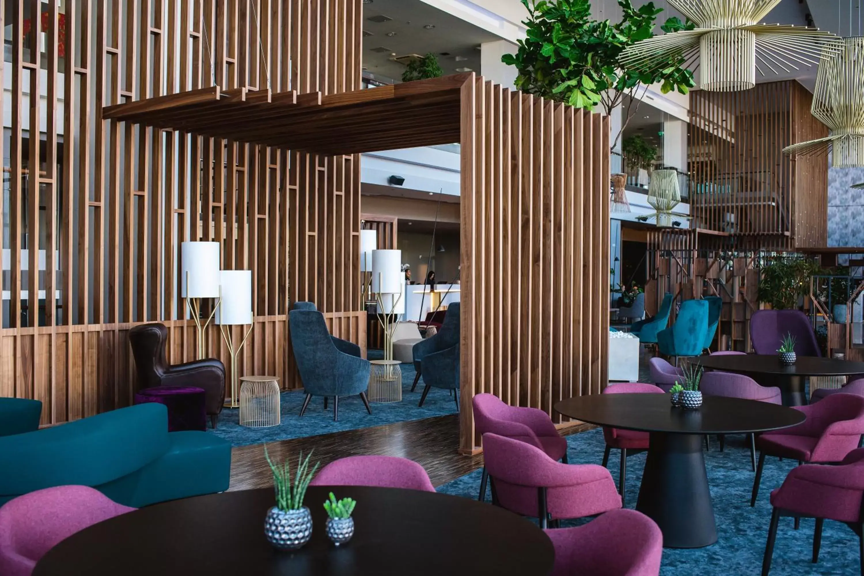 Lobby or reception, Lounge/Bar in Radisson Blu Hotel Lietuva