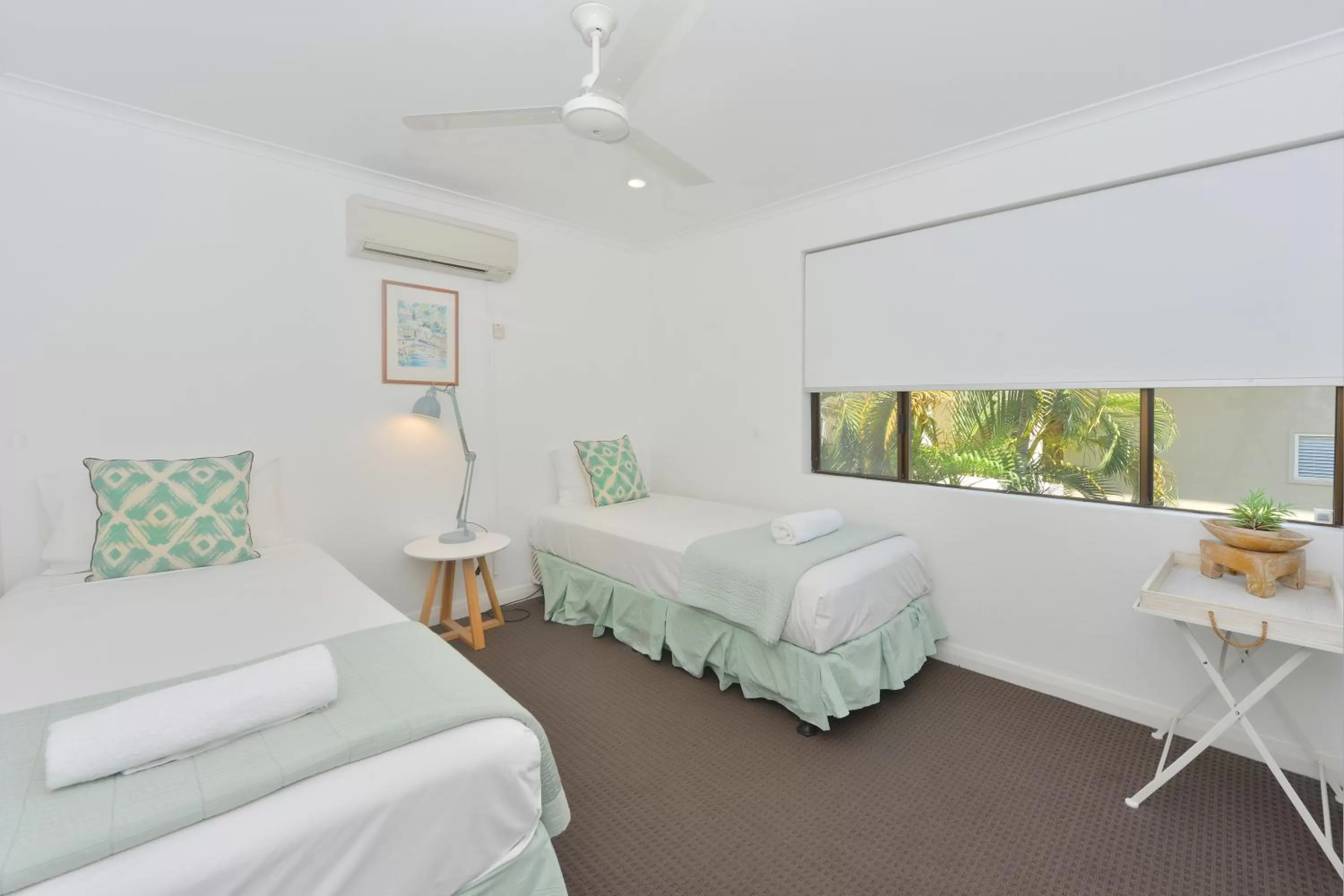 Bedroom, Bed in Driftwood Mantaray - Official Onsite Reception and Check In