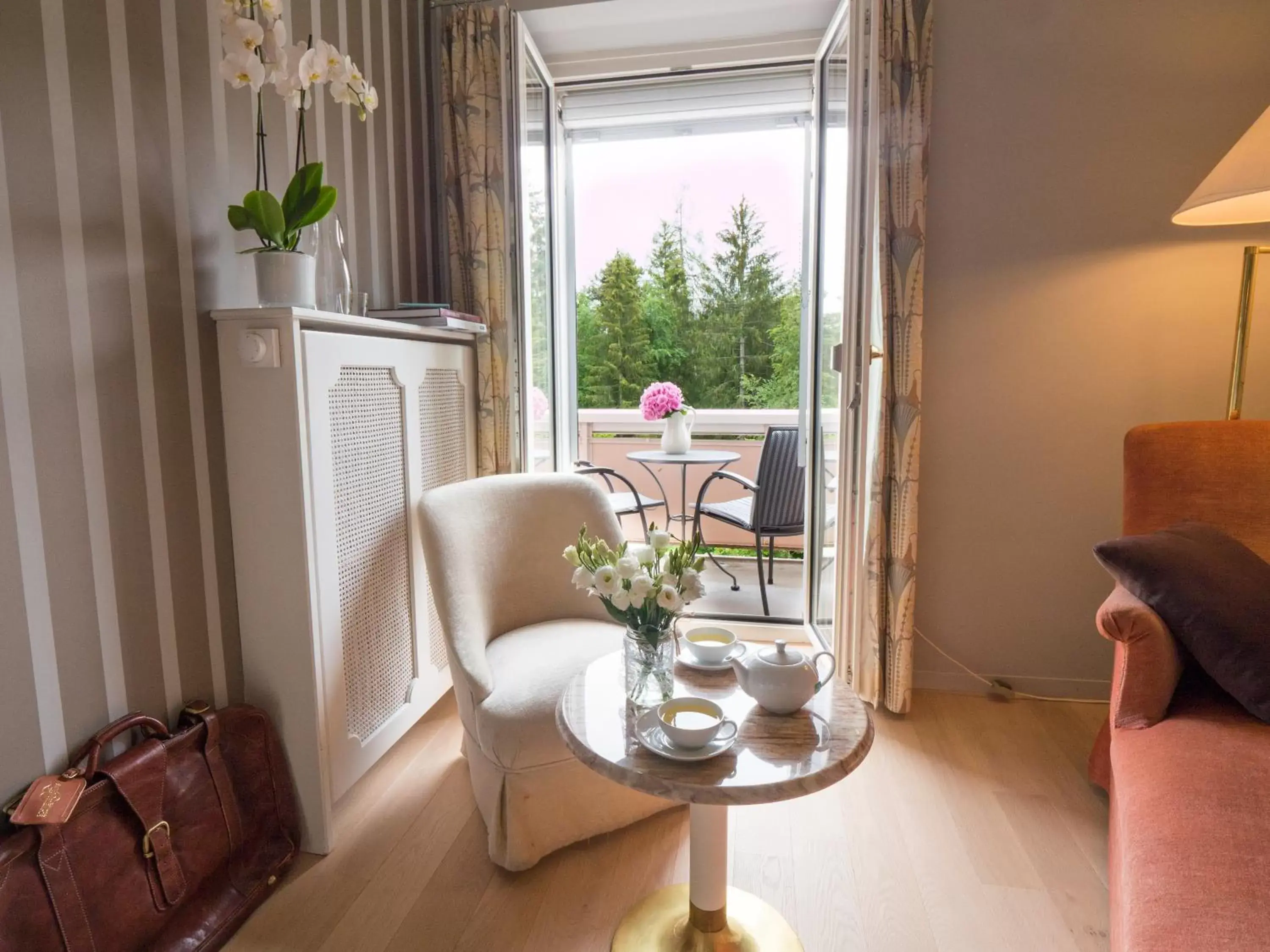 Summer, Seating Area in Romantik Hotel Schweizerhof & Spa