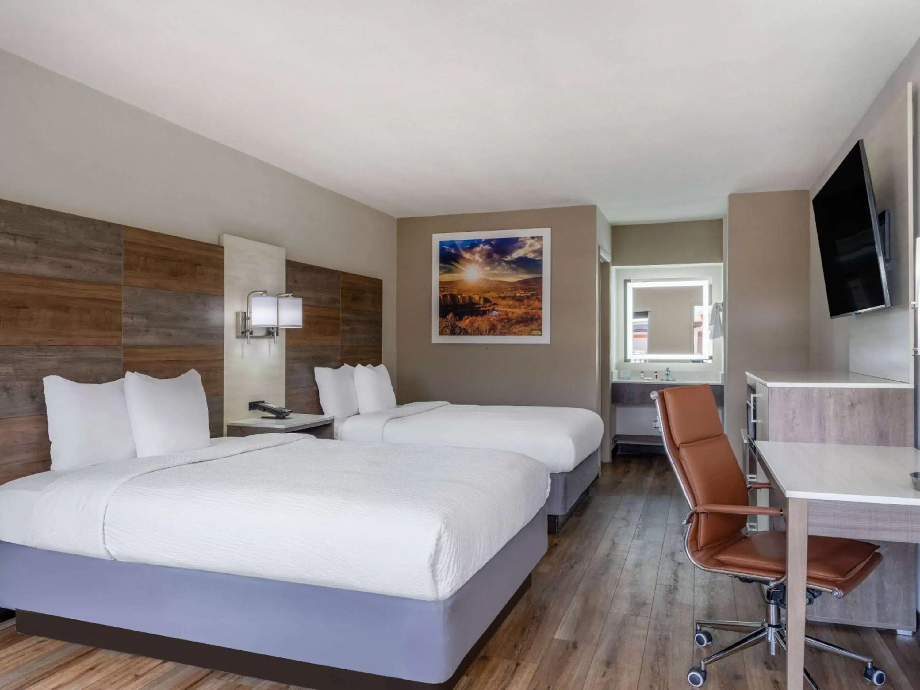 Photo of the whole room, Bed in Days Inn by Wyndham Clemson