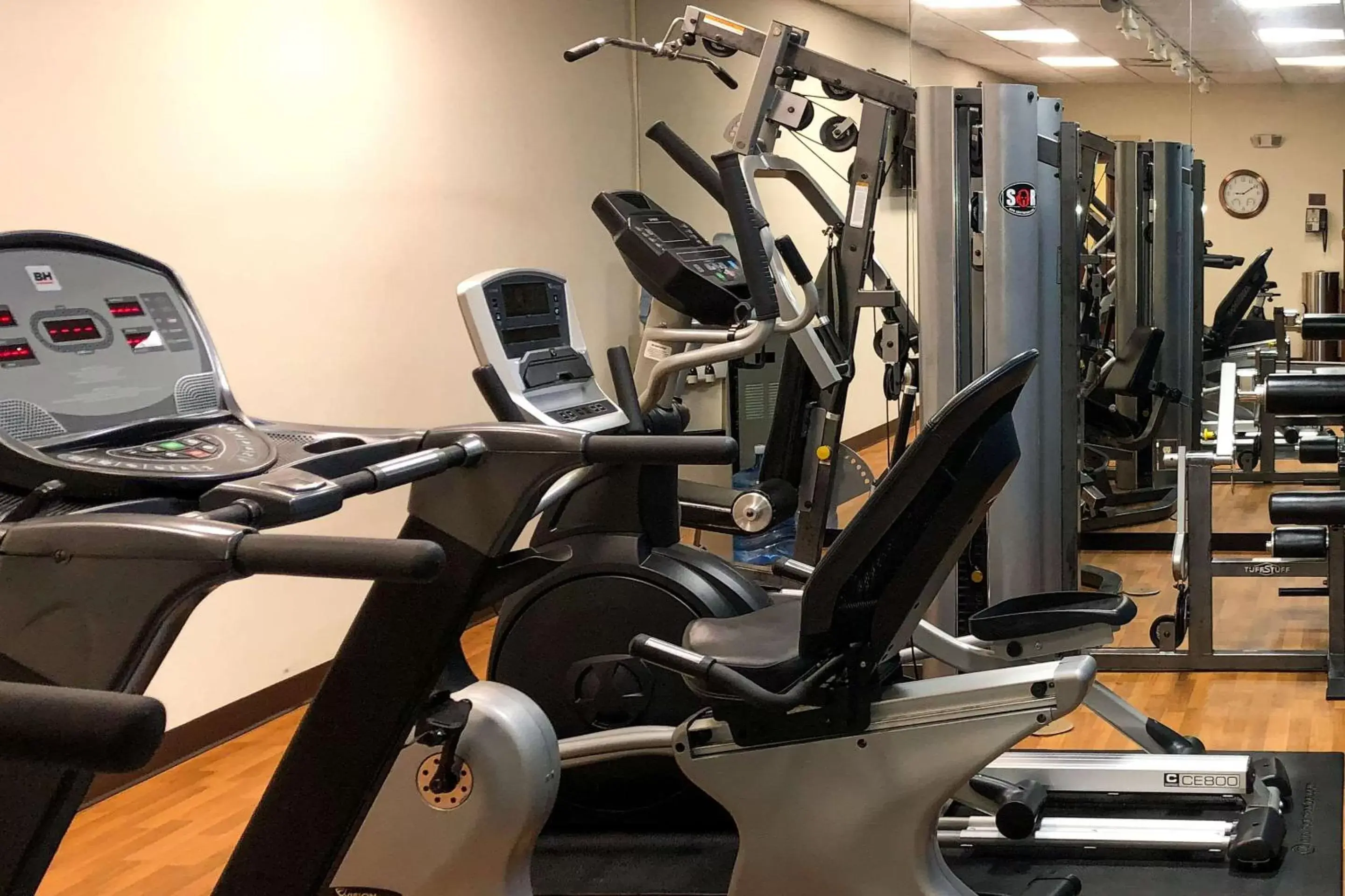 Fitness centre/facilities in Tapa Hotel Inn & Suites Fitness centre/facilities in Tapa Hotel Inn & Suites