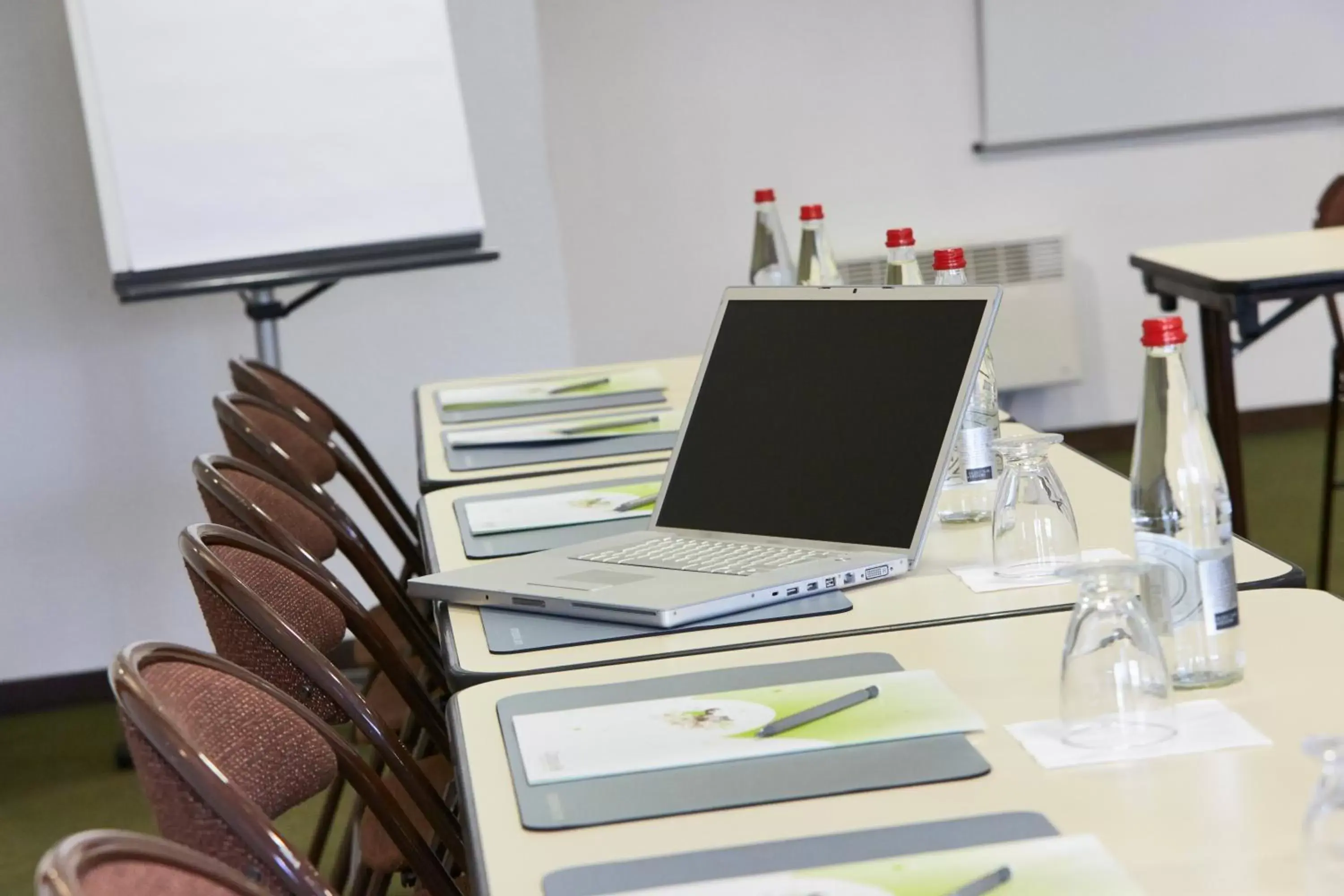 Meeting/conference room, Business Area/Conference Room in Campanile Colmar - Parc des Expositions