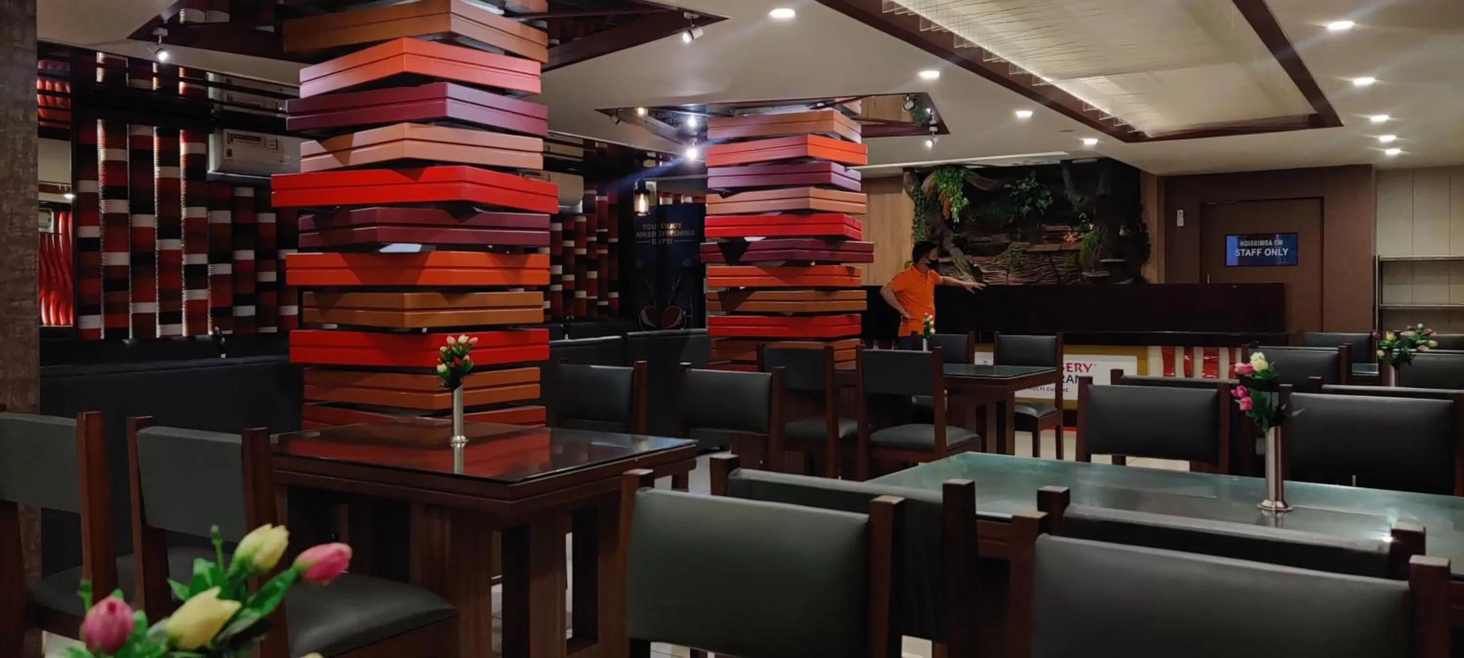 Restaurant/Places to Eat in AUHTEL Kannur