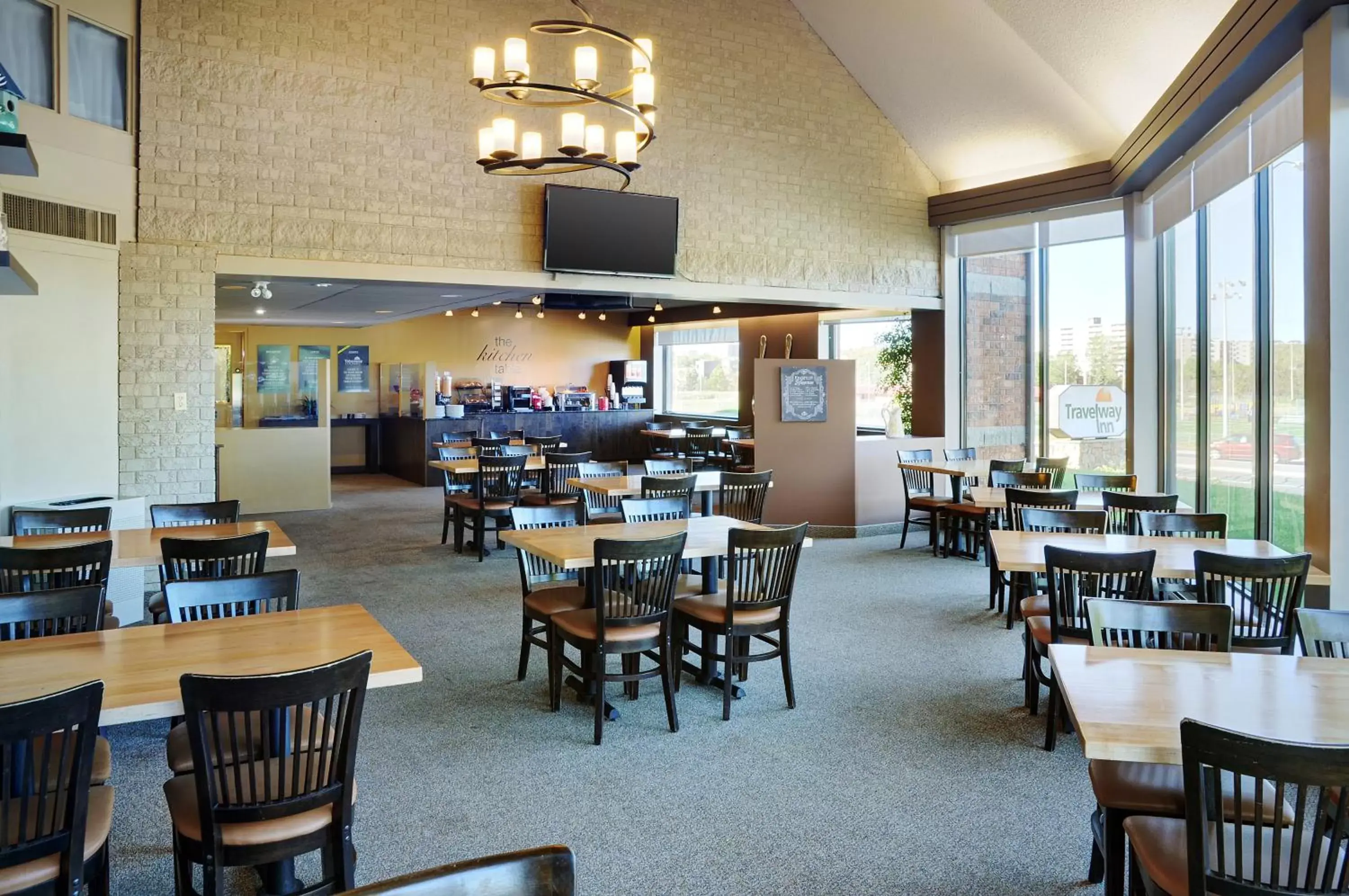 Dining area, Restaurant/Places to Eat in Travelway Inn Sudbury