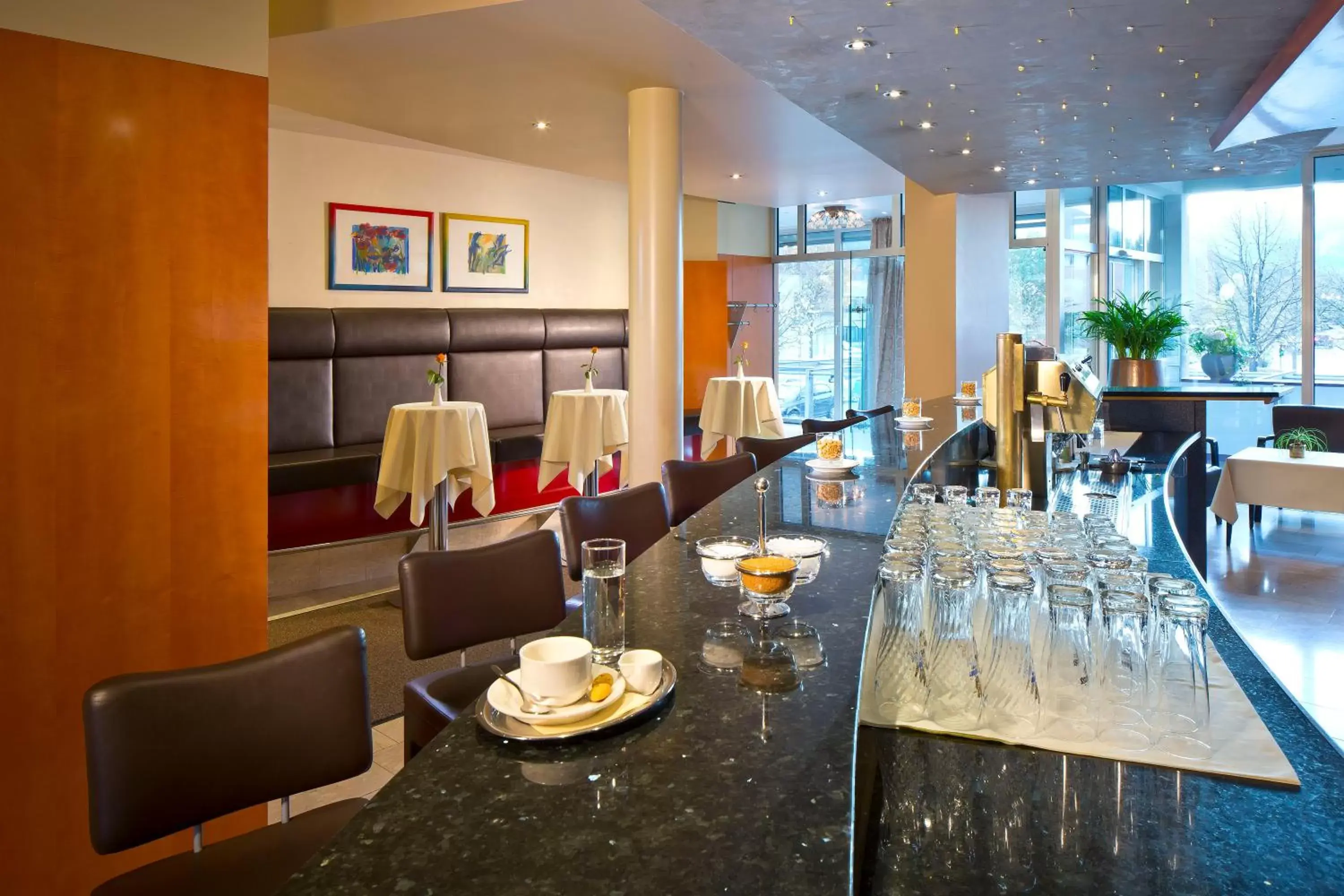 Lounge or bar in Hotel Penz West