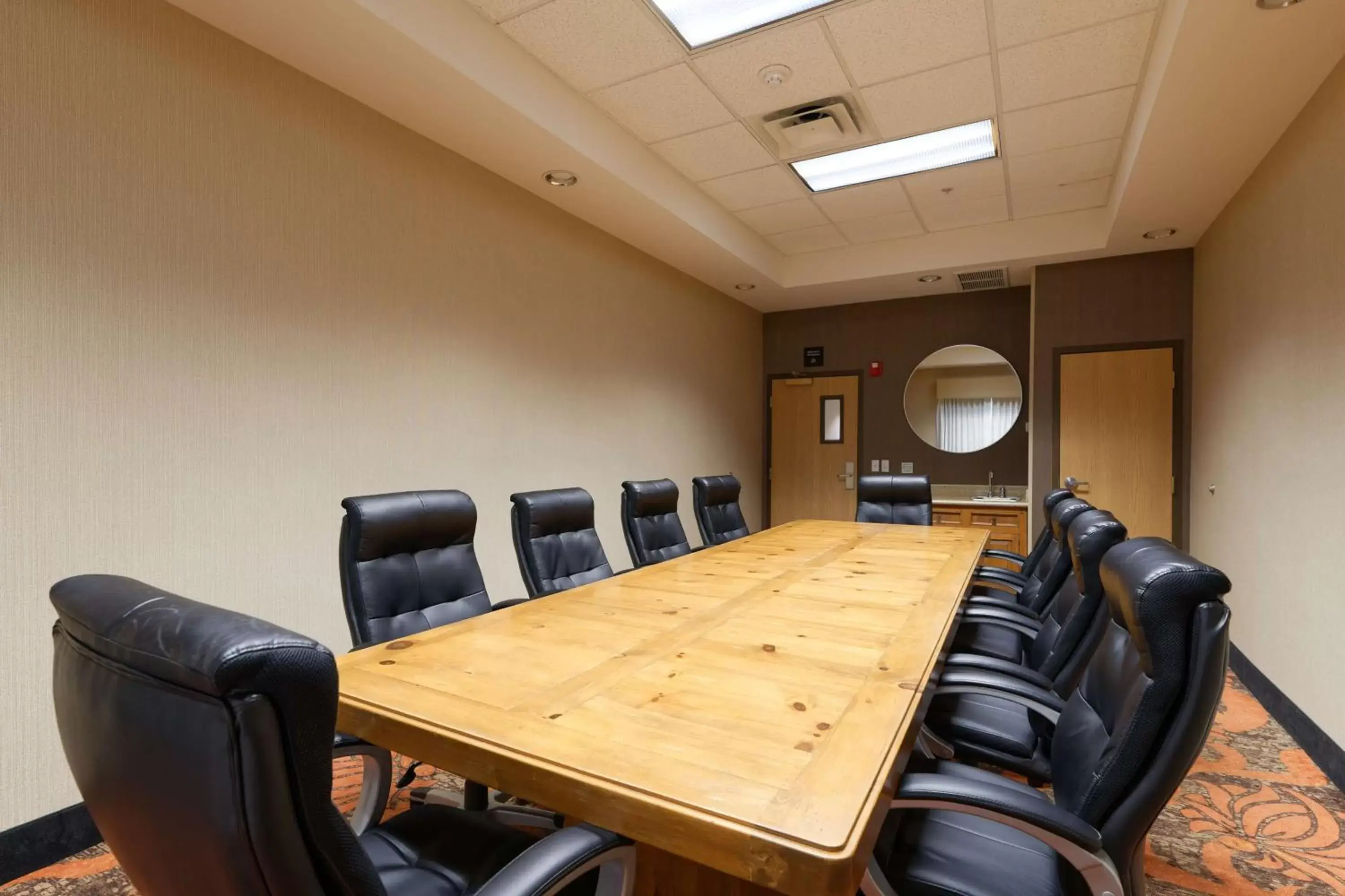 Meeting/conference room in Hampton Inn & Suites Phoenix-Goodyear