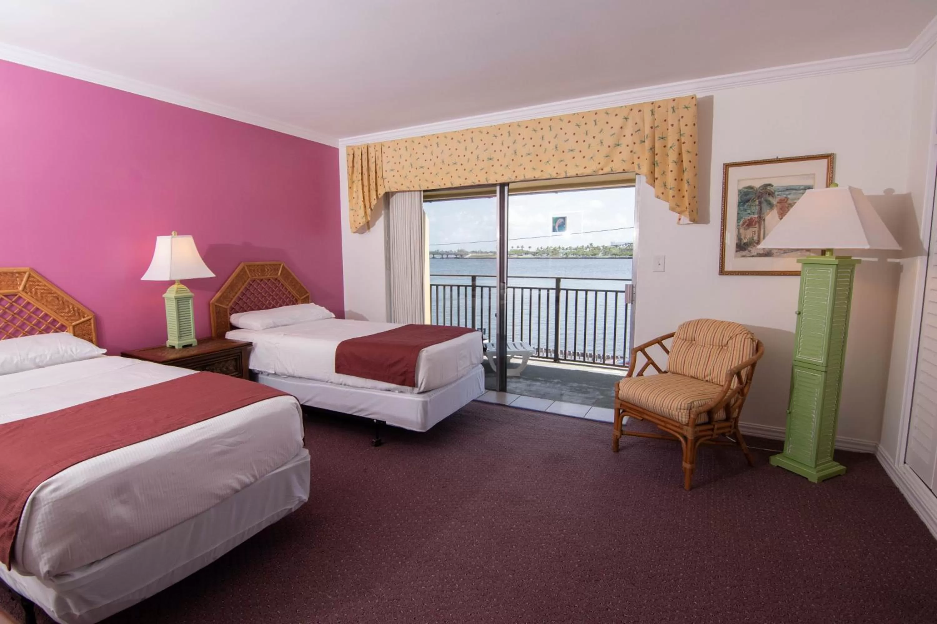 Palm Beach Waterfront Condos - Full Kitchens!