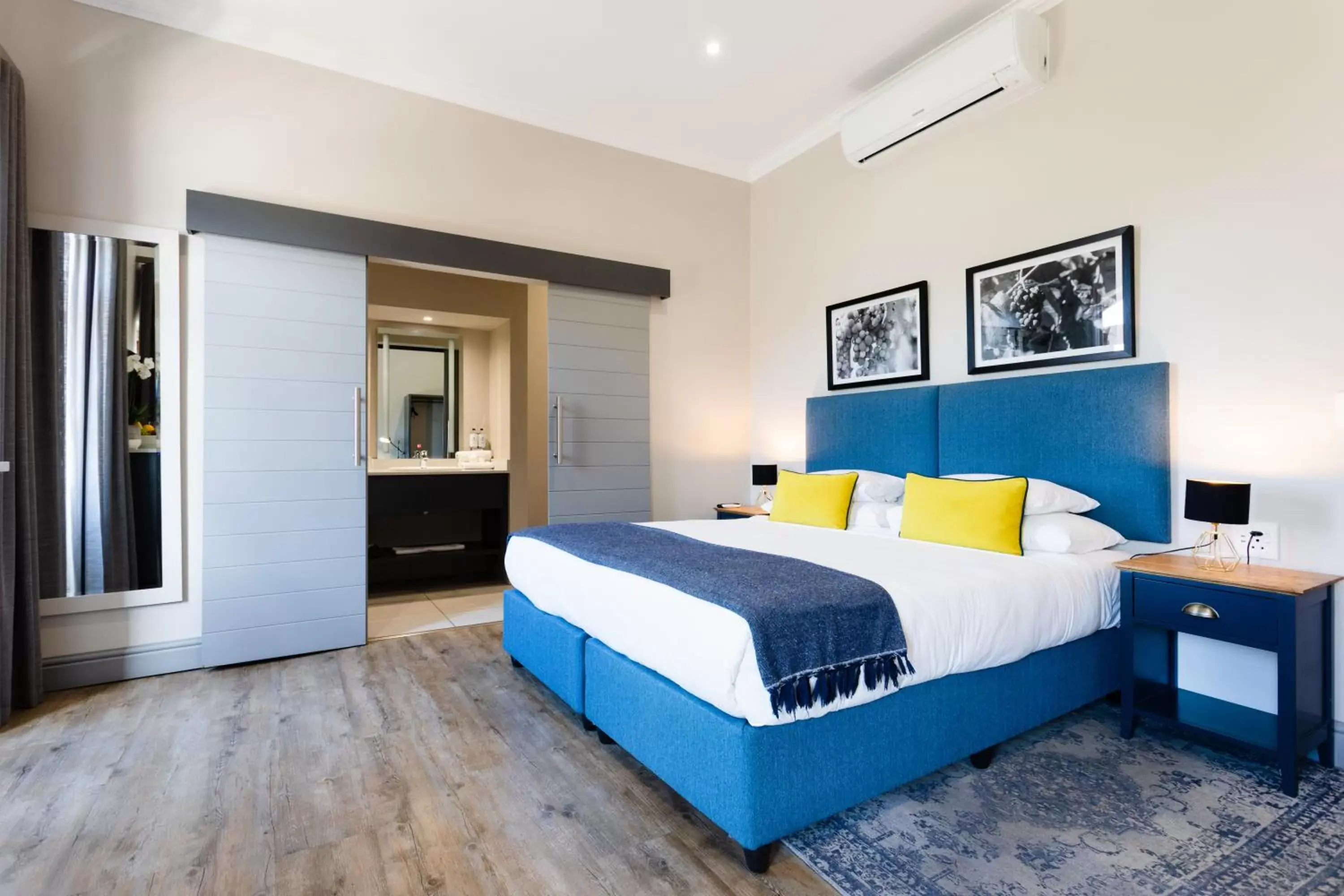 Bedroom, Bed in De Zalze Lodge & Residences
