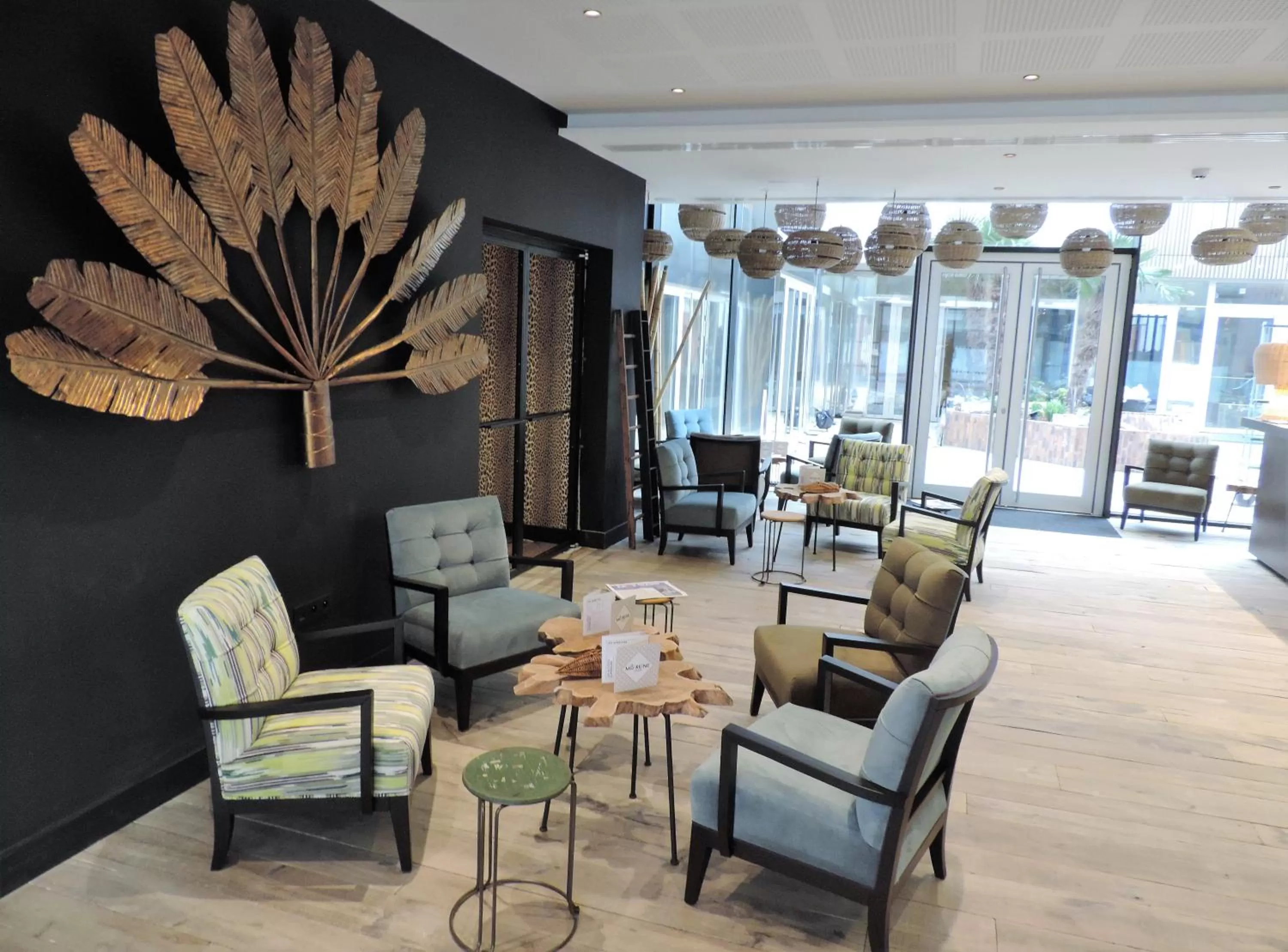 Lobby or reception in Hotel L'Arbre Voyageur - LILLE