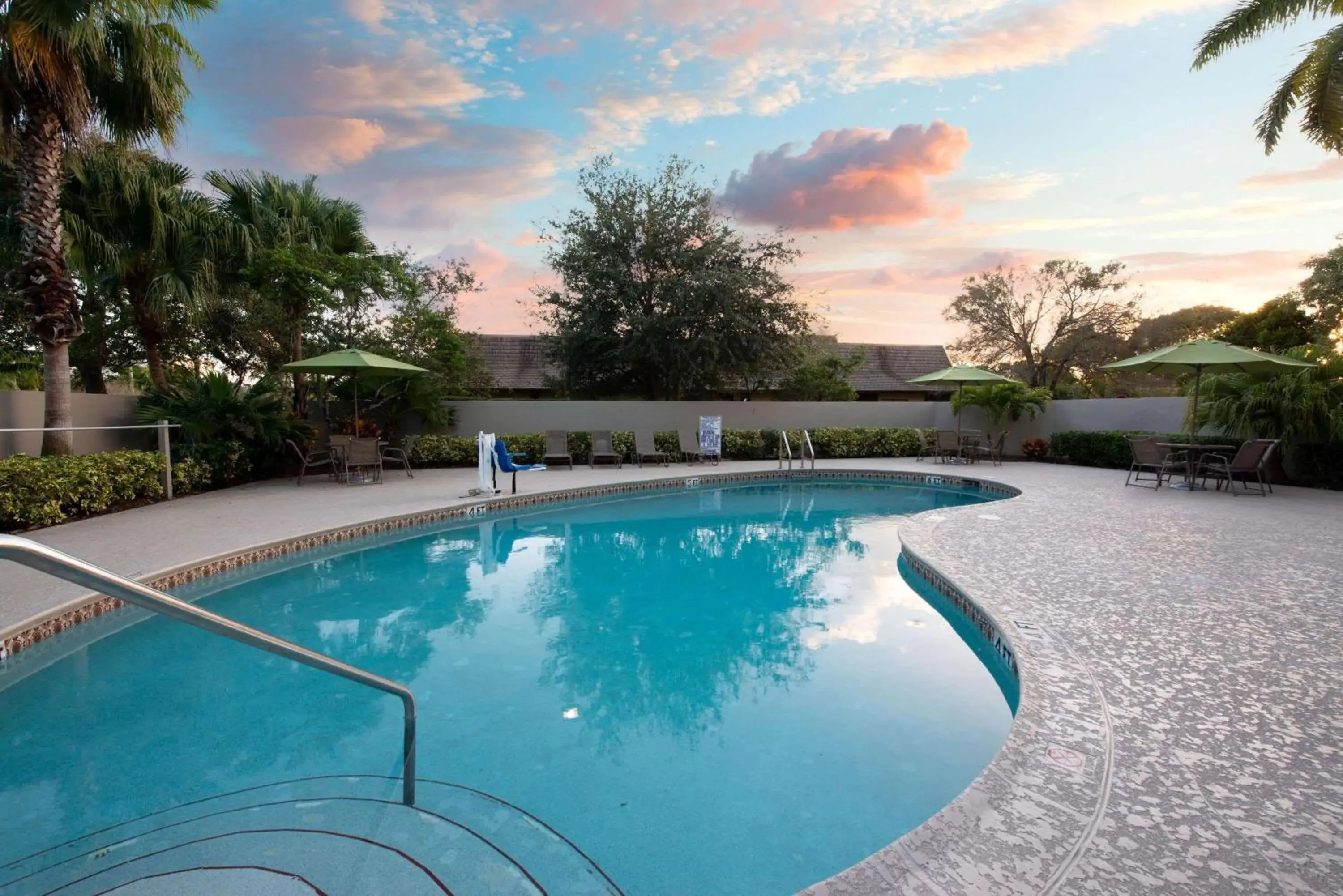 On site, Swimming Pool in La Quinta by Wyndham Coral Springs South