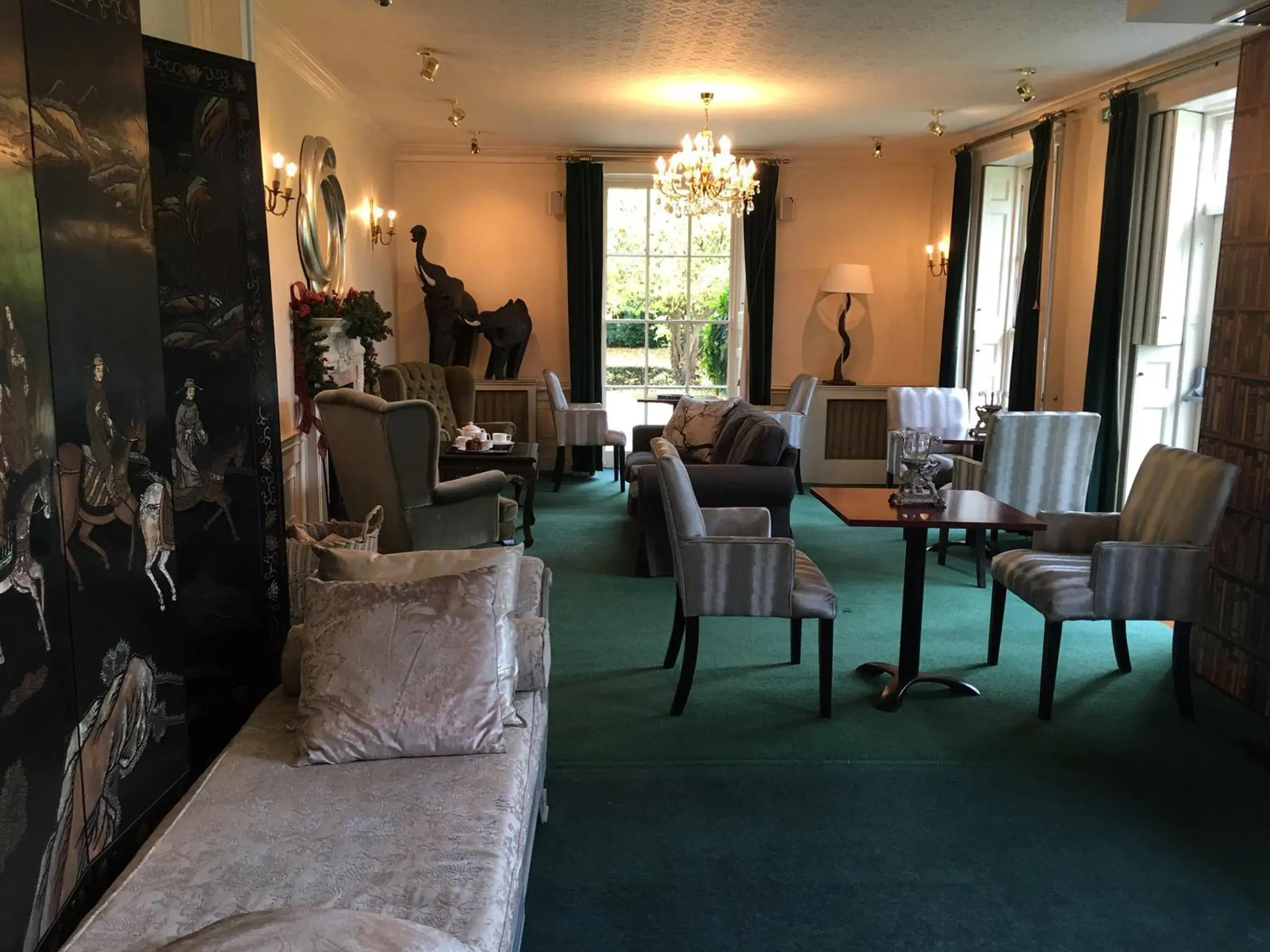 Dining area, Seating Area in Hook House